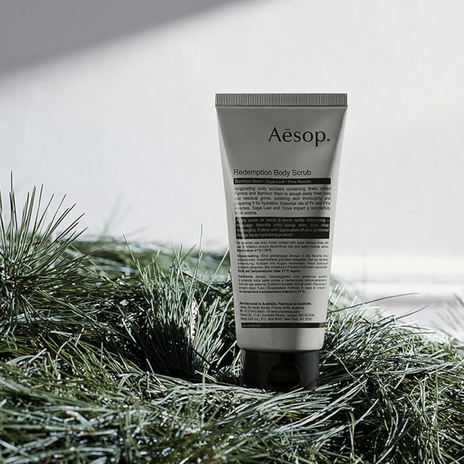 Aesop Redemption Body Scrub | Finely Milled Pumice and Aromatic Botanicals to Polish the Skin | 6.5oz / 180mL - Image 4