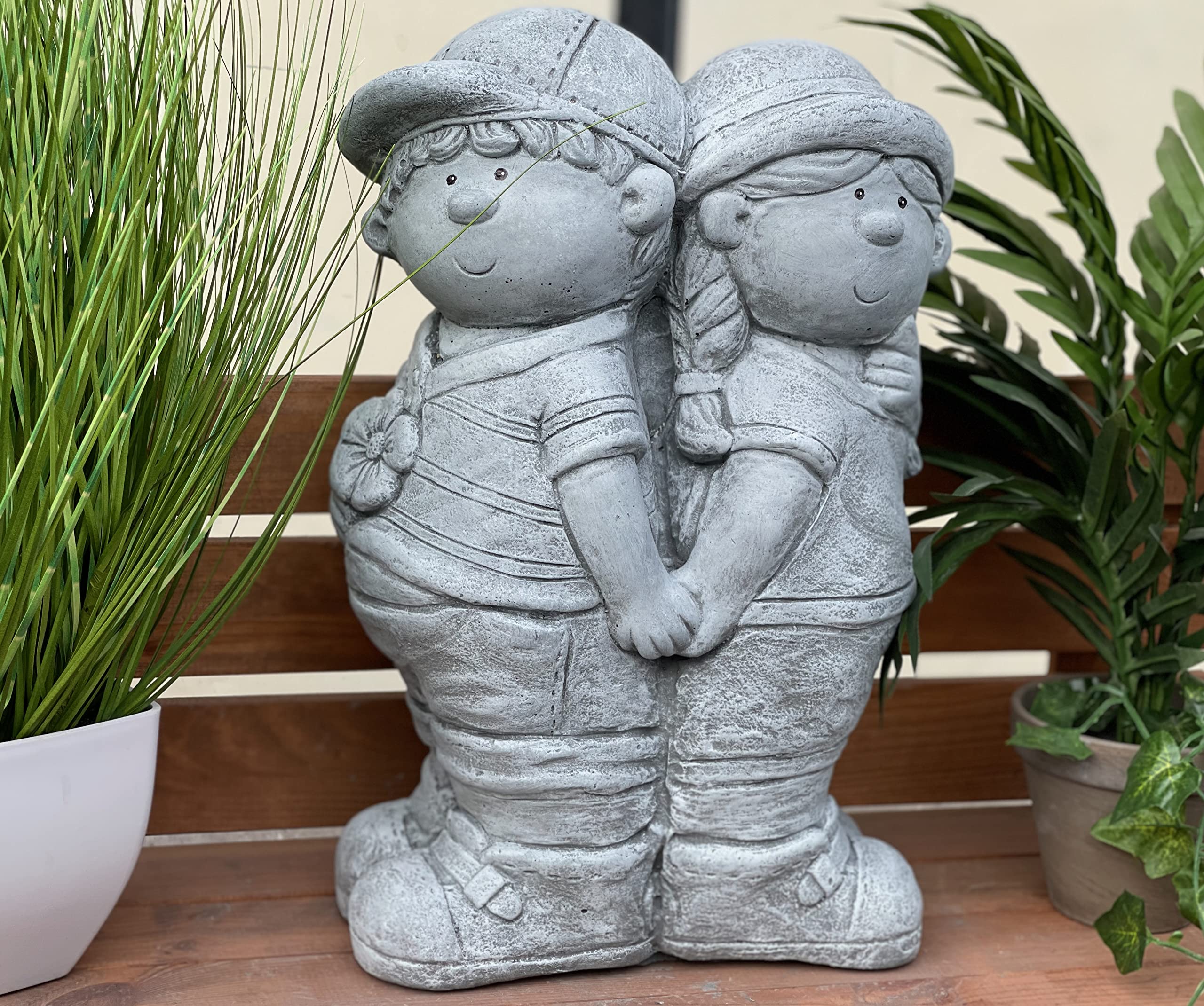 stoneandstyle Steinfigur Junge und Mädchen frostfest Steinguss 20,5 kg