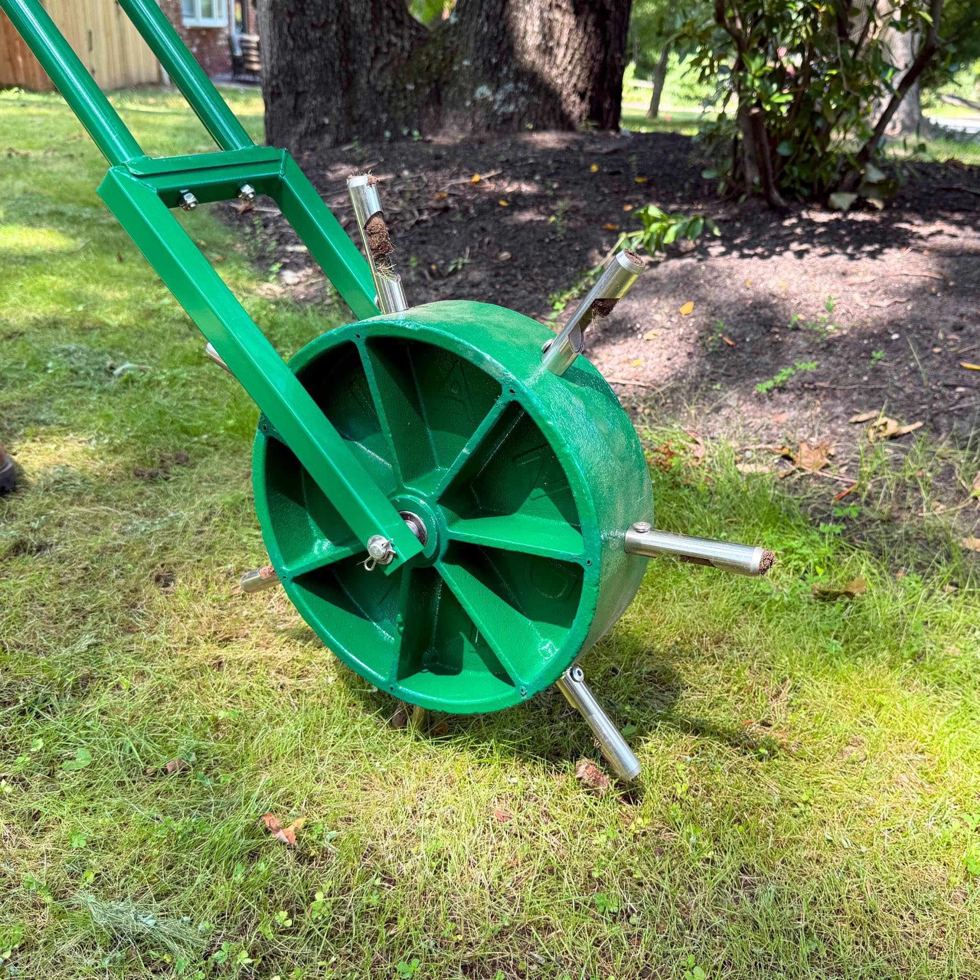 Landzie AeroCore Rolling Lawn Aerator