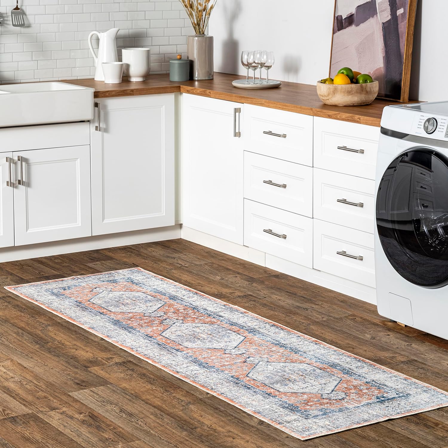 nuLOOM 2'6" x 12' Machine Washable Stain-Resistant Area Rug with Non Slip Backing, Low Profile for Living Room, Bedroom, and Dining Room, Jacquie Peach