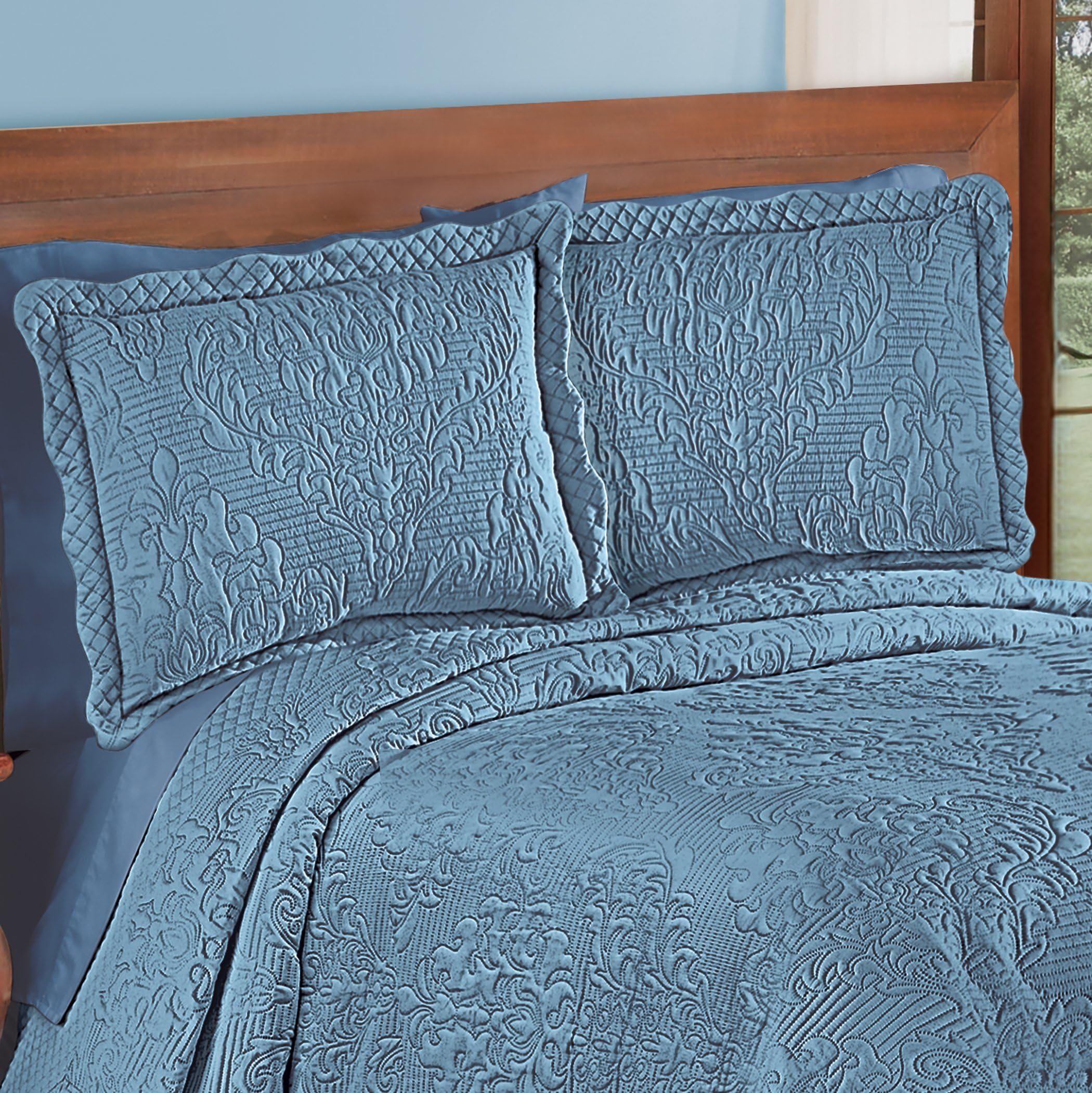 Collections Etc Lovely Victoria Damask Textured Design Scalloped Edge Pillow Sham