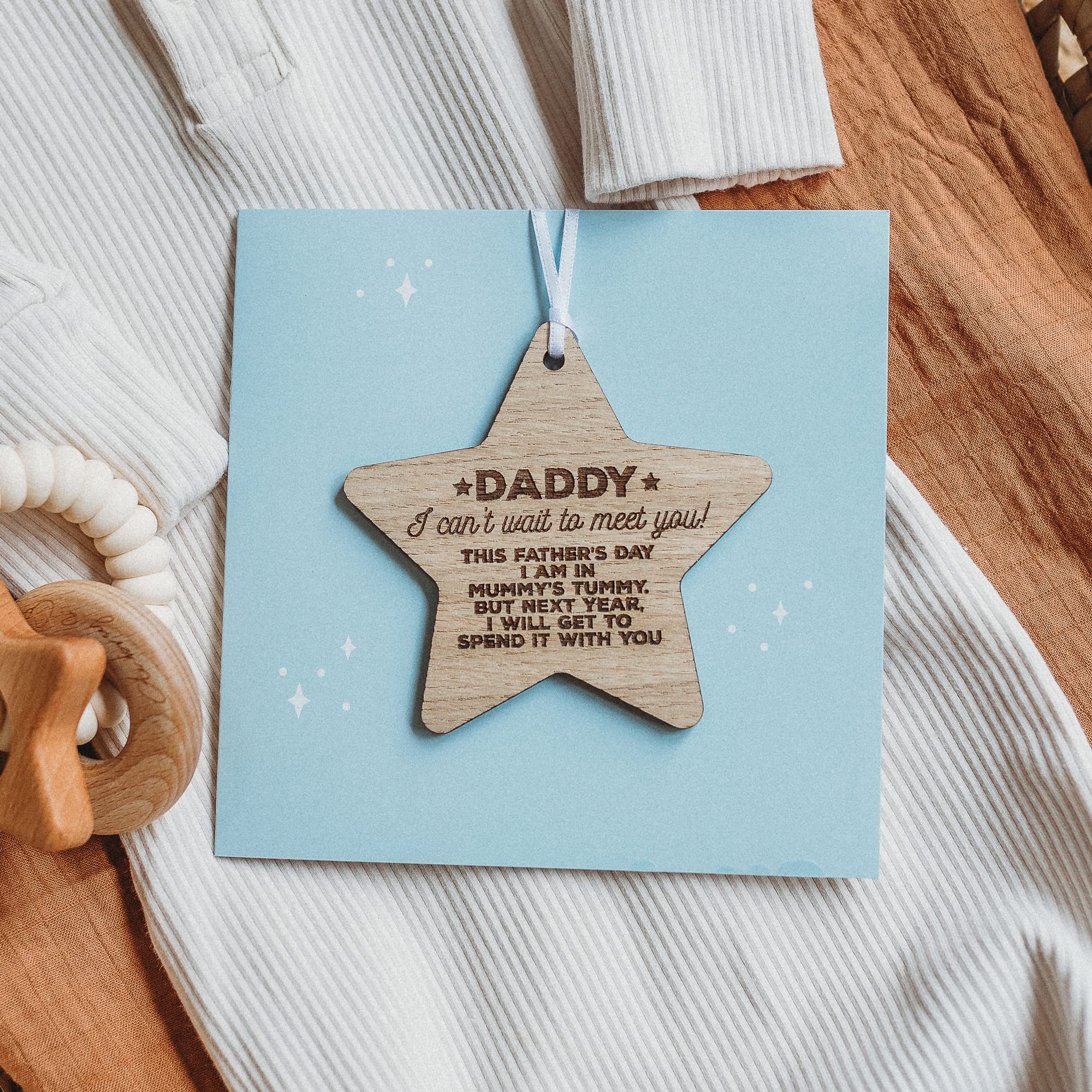 Baby Bump Father's Day Card for Daddy To Be - Daddy I Can't Wait To Meet You Wooden Star Keepsake Gift - Image 4