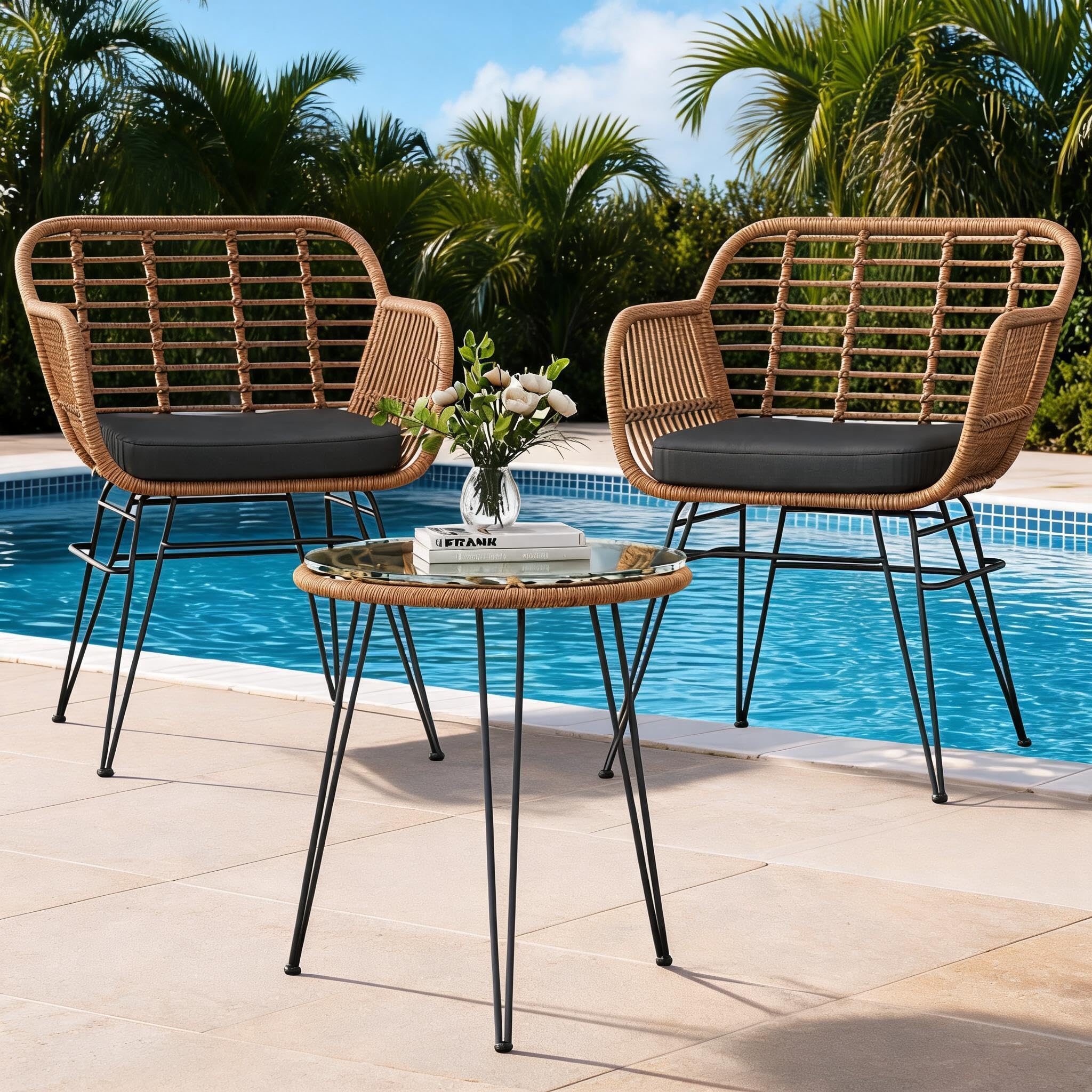 Gartenmöbel Set 3-TLG, Balkonmöbel Set aus Poly-Rattan, Wetterfest Bistroset mit 2 Stühlen und Bistrotisch, Outdoor Rattan Sitzgruppe mit Kissen für Garten, Balkon, Terrasse, Natur