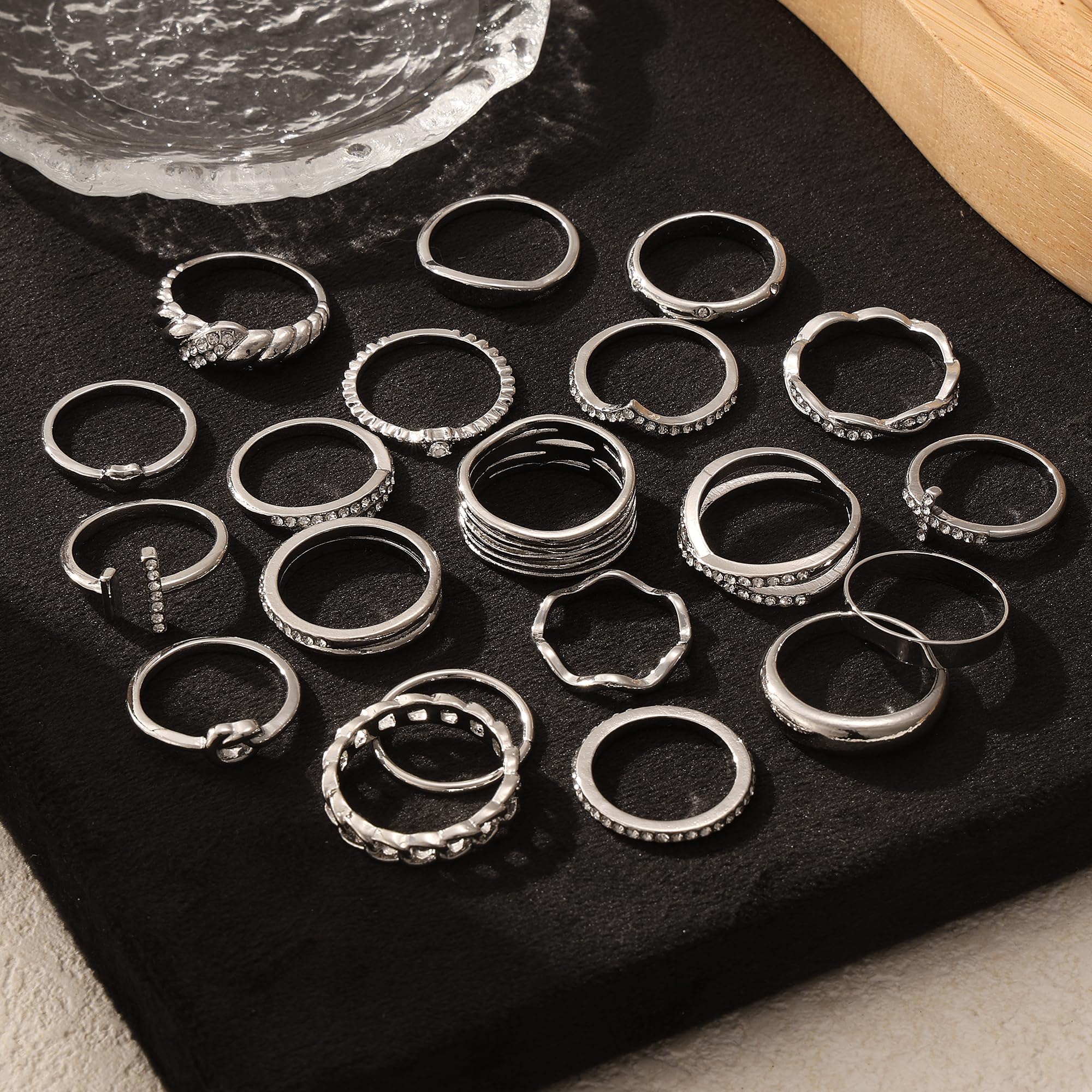 KISS WIFE Golden Stackable Knuckle Rings Set for Women, Boho Trendy Dainty Midi Rings Pack Sparkling Aesthetic Women's Stacking Rings Bulk Costume Jewelry: Silvery-Sparking
