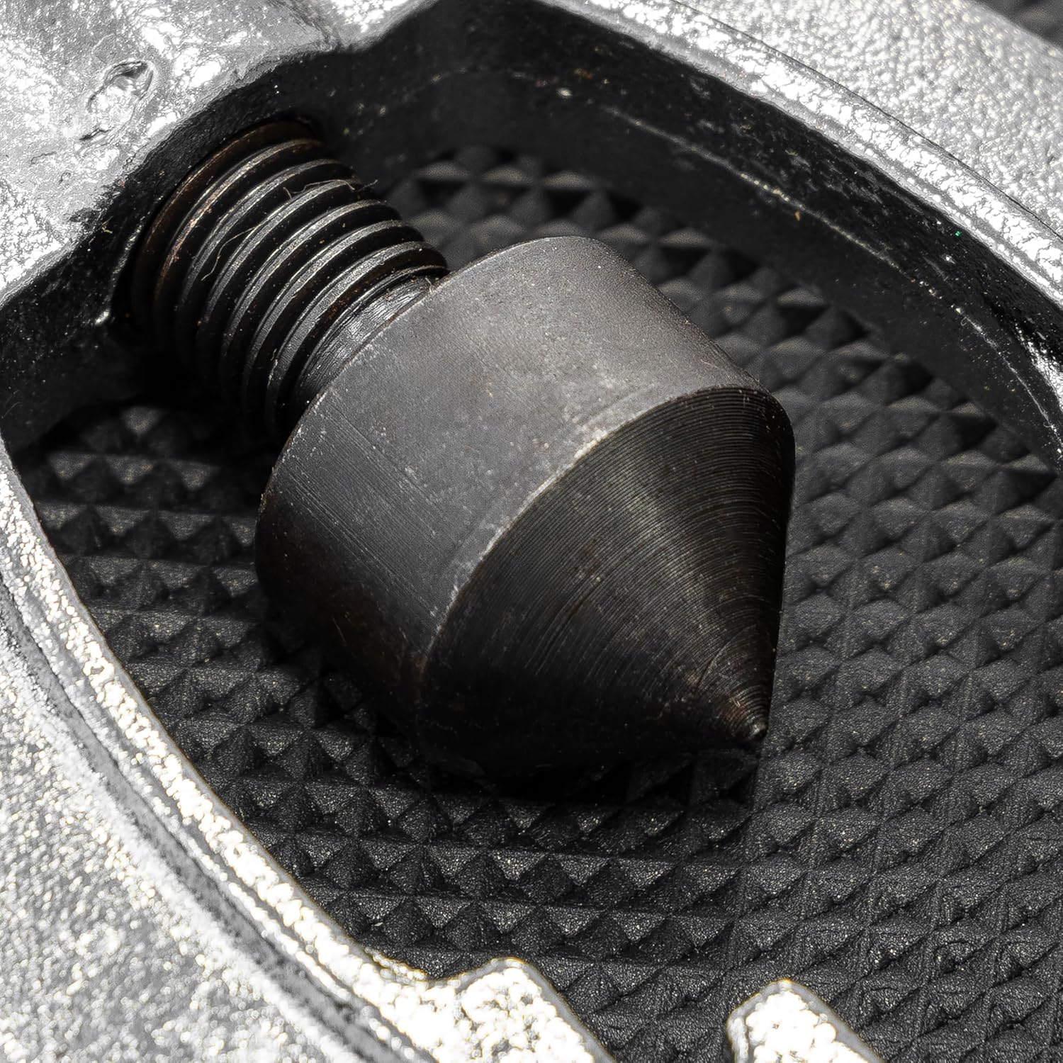 Close-up of the flaring press cone