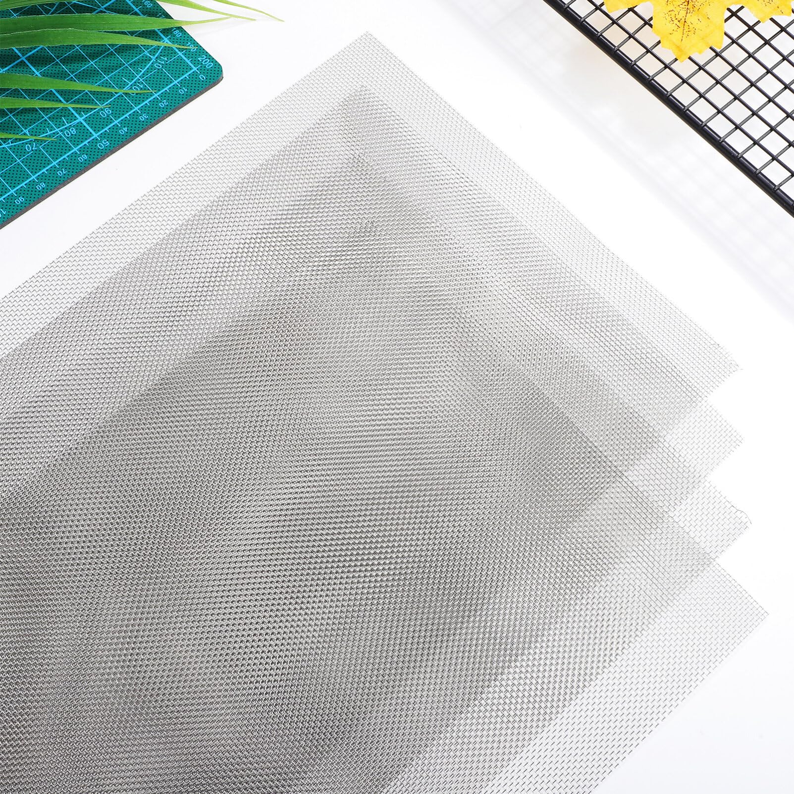 HOLIDYOYO Wire Mesh Screen 12X8 Inch, 6pcs Stainless Steel Mesh Sheets for DIY Projects, Cage, Vent, Garden, Window Screen, Filter Mesh