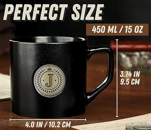 Miniatura 3 de Regalos personalizados para hombre, taza de cerámica negra de 15 onzas con insignia de monograma, regalos novedosos y únicos para hombres que no