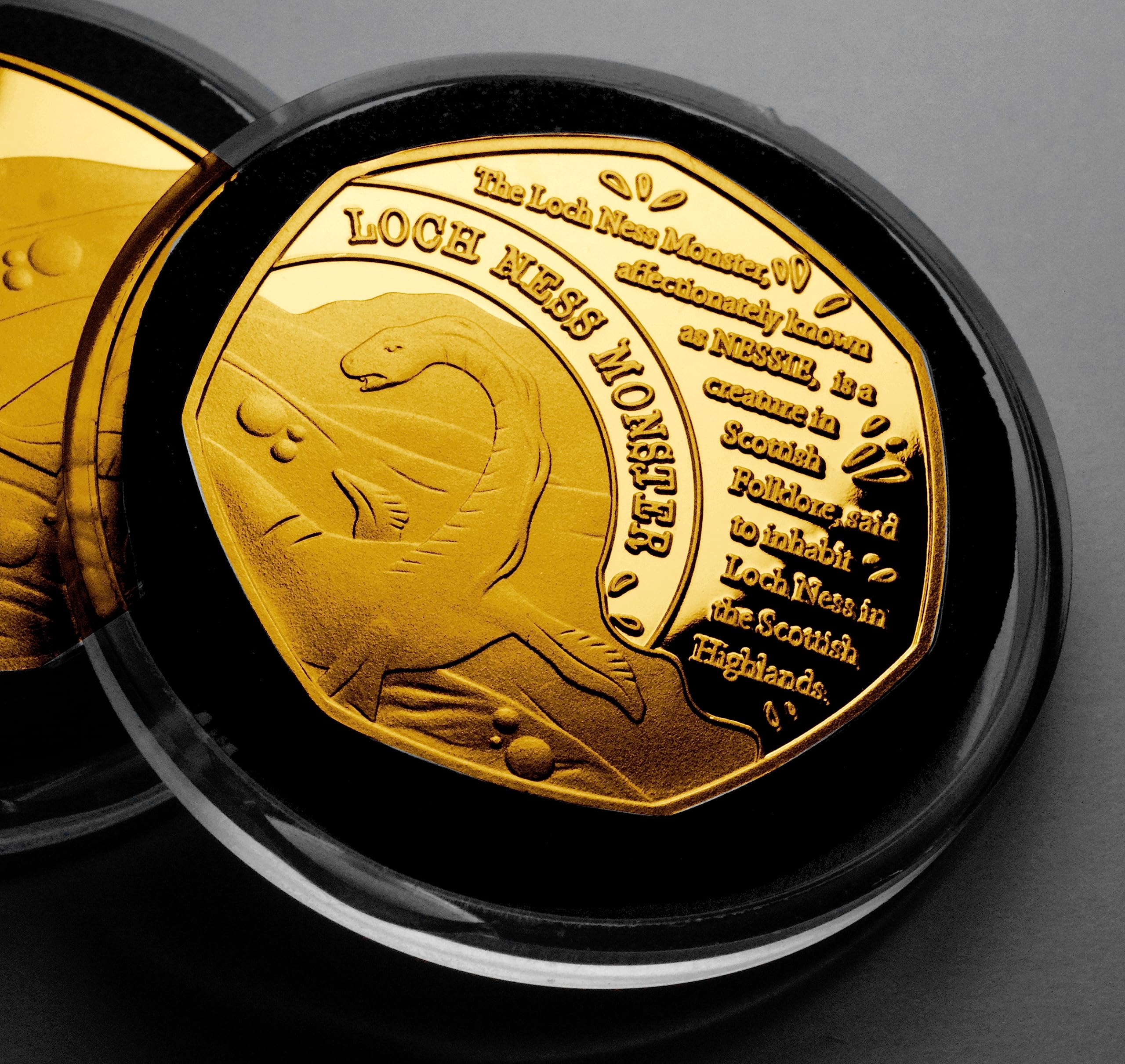 The Commemorative Coin Company Silver Loch Ness Monster 24Ct Gold Commemorative In Capsule. Nessie/Scotland/Scottish. Myth/Legend/Mythical/Creature Fantasy/Magic. Gift/Present/Souvenir