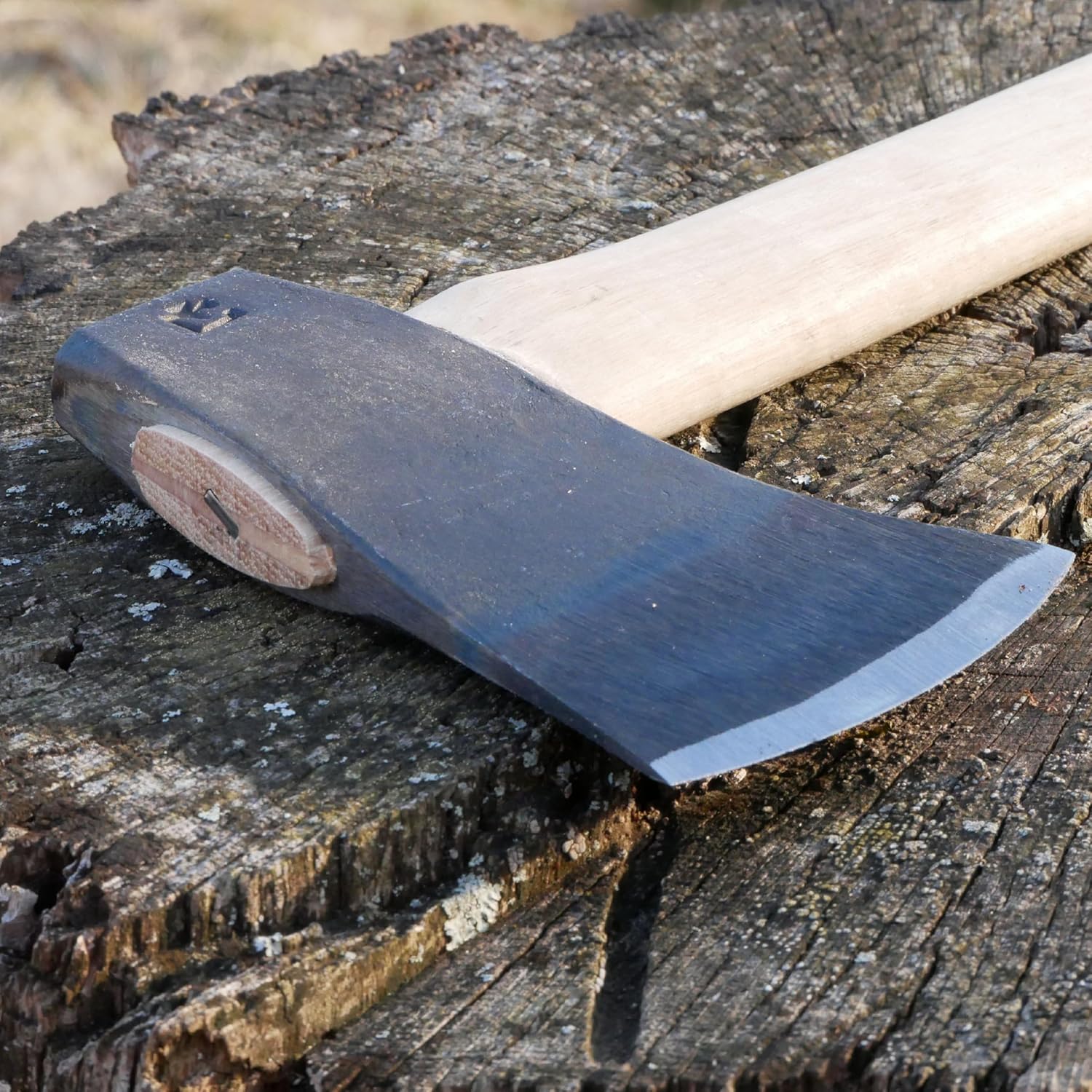 COUNCIL TOOL Sport Utility Flying Fox Woodsman Hatchet - 1.625 lbs Throwing Axe, 16" Curved Hickory Handle with Hardened Poll, Made in the USA - SU162FF16C