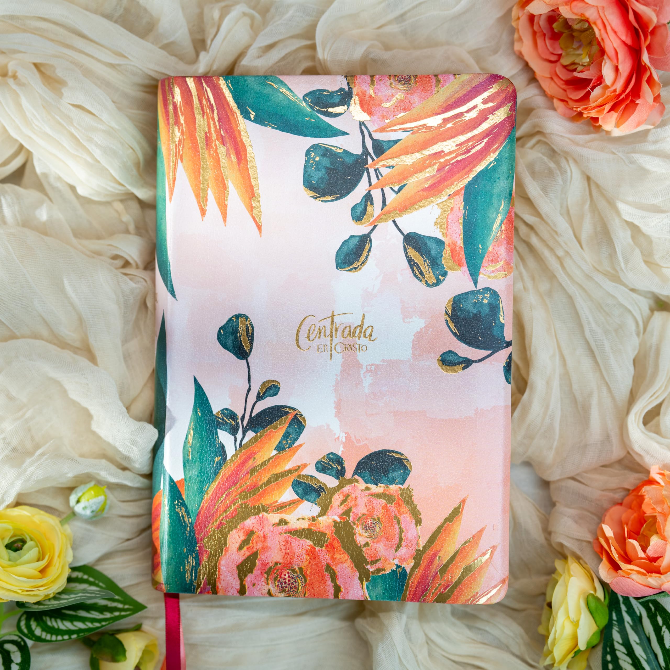 Santa Biblia: Reina-Valera 1960 Centrada En Cristo, Floral Símil Piel: Biblia Devocional Para Mujeres