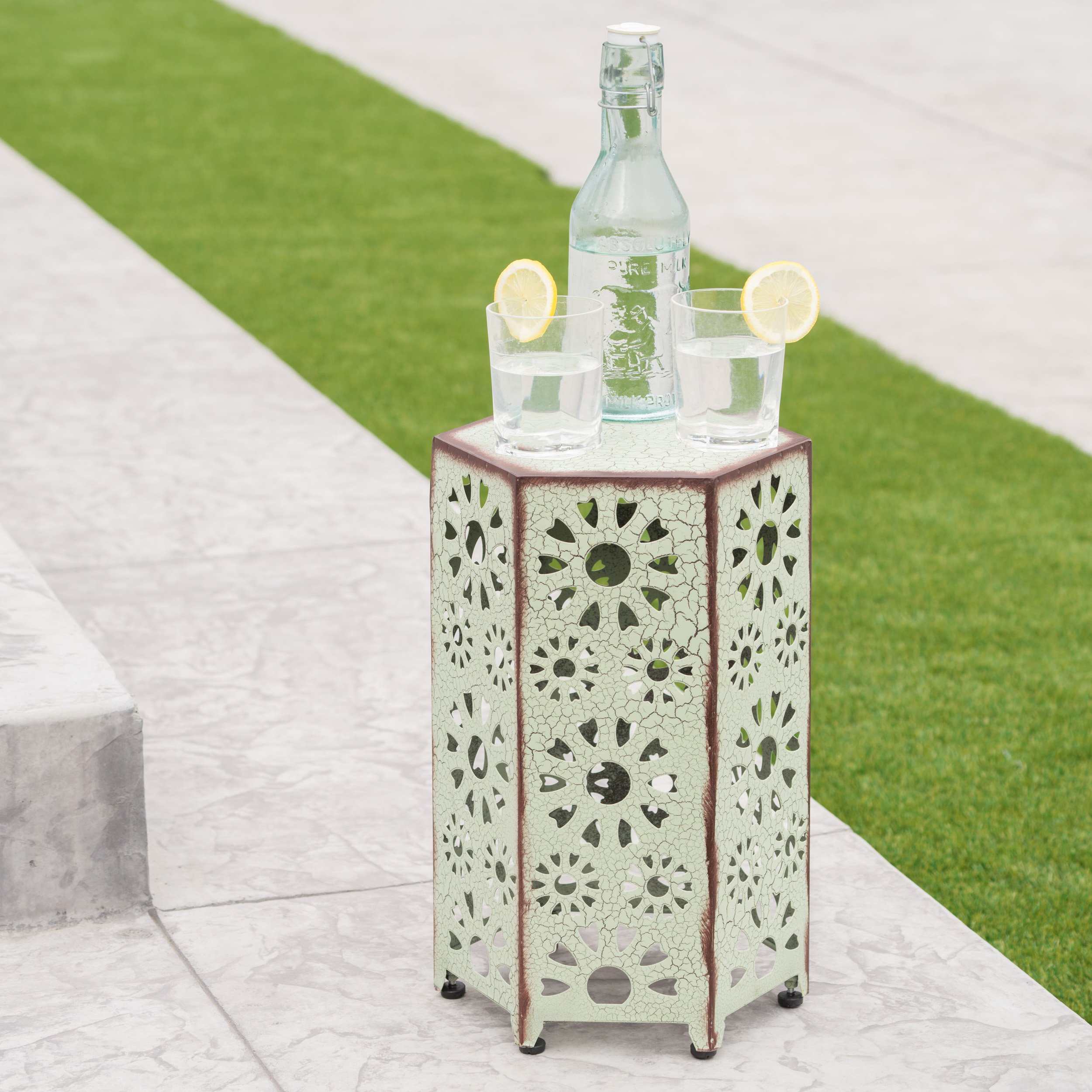 Christopher Knight Home Eliana Outdoor 12" Sunburst Iron Side Table, Crackle Green