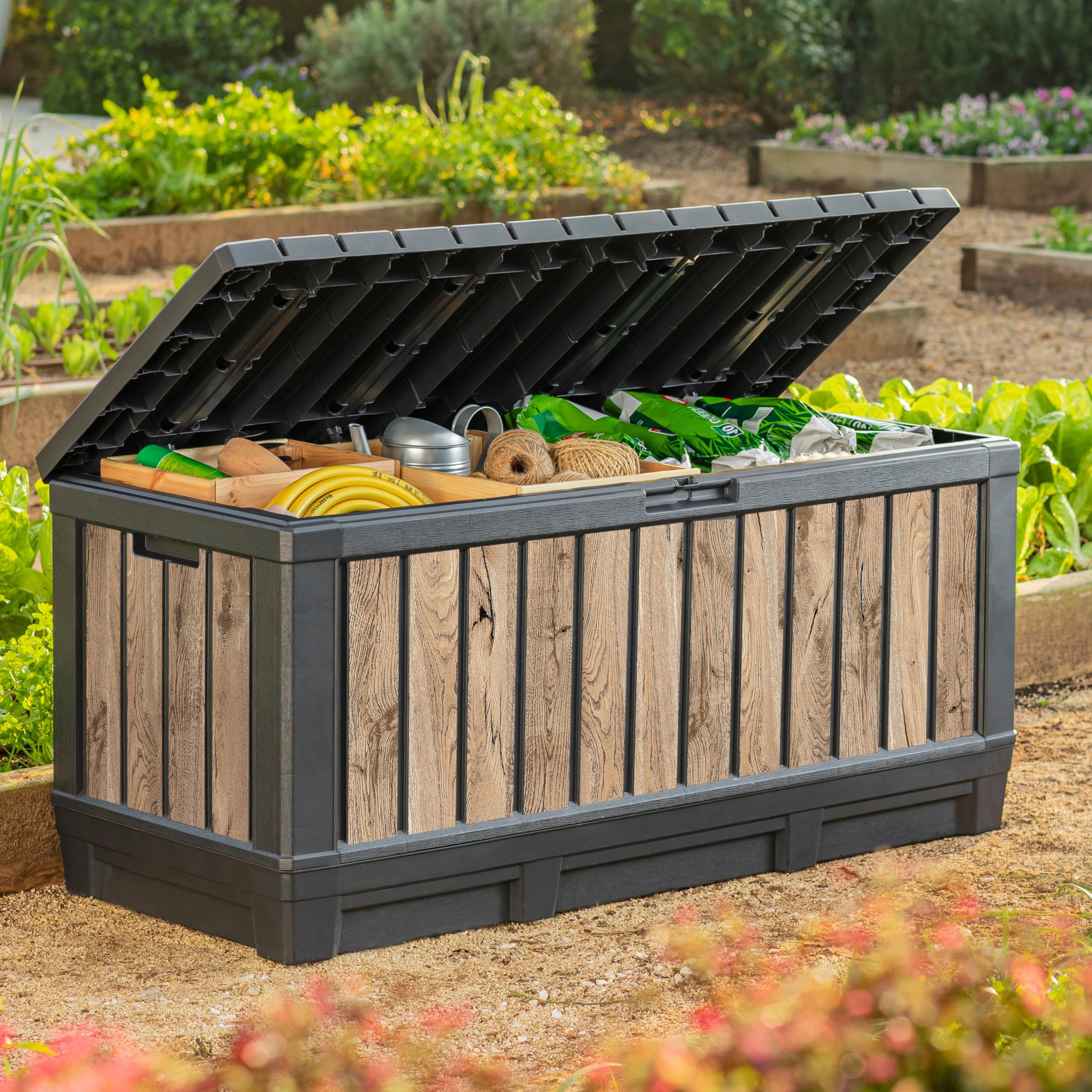 Keter Gartenbox Kentwood 350 Liter in Holzoptik Pinie aus Kunststoff, witterungsbeständig, UV-resistent mit Sitzfunktion