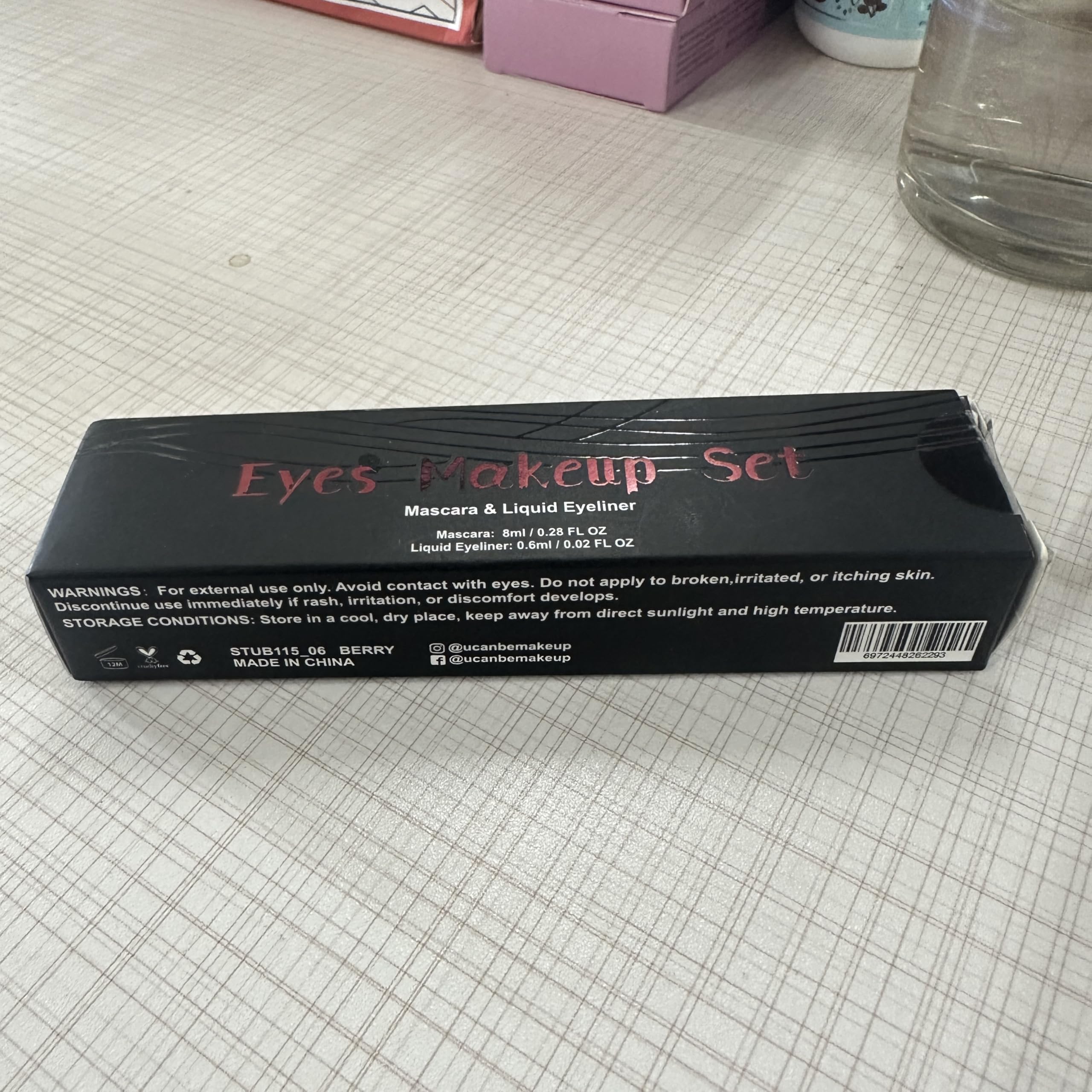 UCANBE Mascara Eyeliner Set, Wasserfeste Bunte Augenschminke - Mascara für Natürlich Aussehende, Lang Anhaltende, Geschwungene Wimpern, Eyeliner für Wischfeste, Farbechte Ergebnisse (Beerenrot)