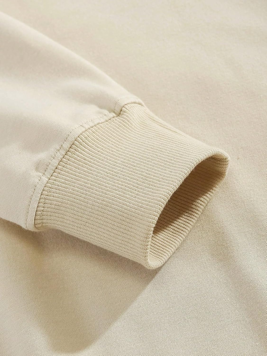 WDIRARA Men's Cartoon Letter Print Round Neck Long Sleeve Sweatshirt Casual Graphic Pullovers - Image 2