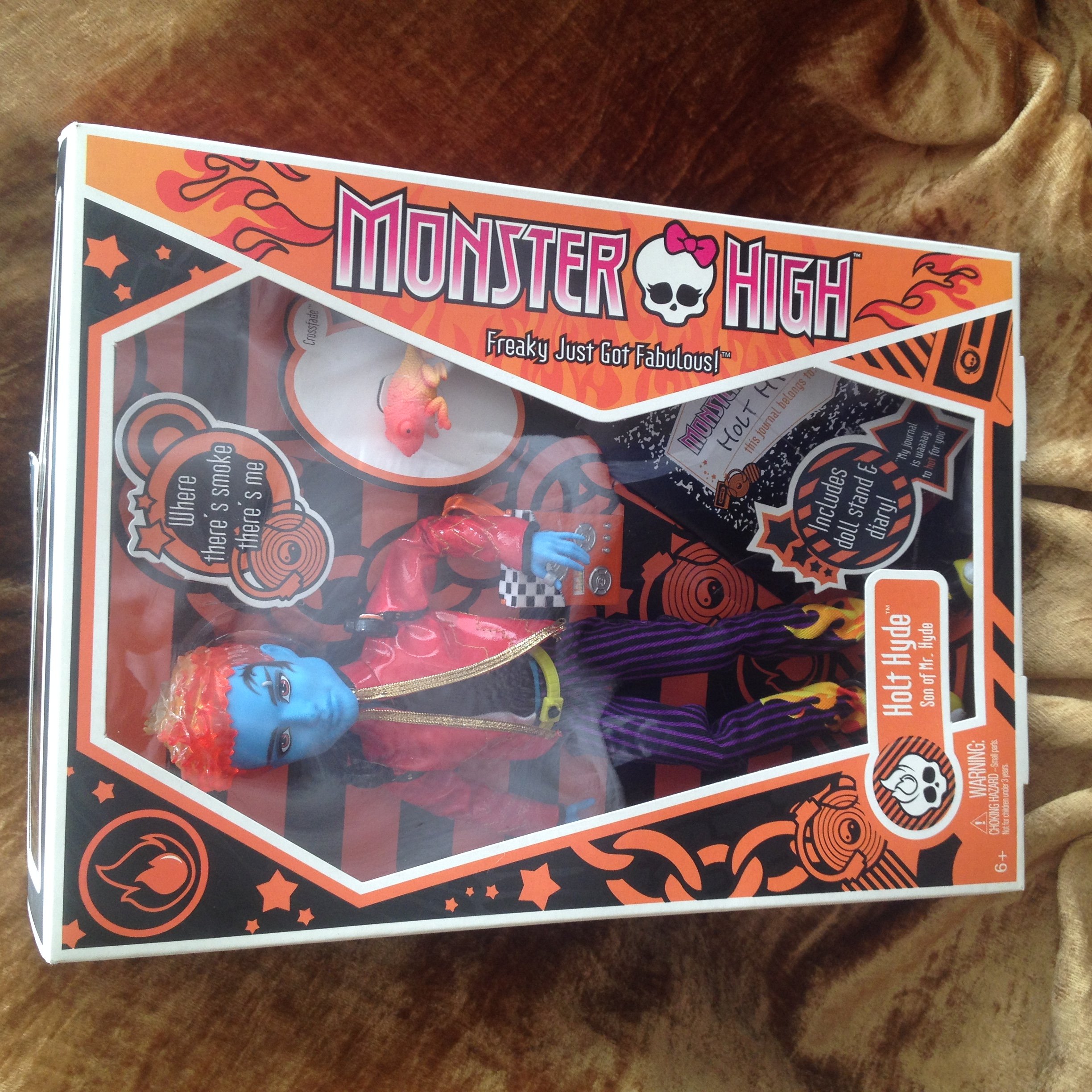 Monster High Holt Hyde with Pet chameleon Crossfade : Amazon.sg: Toys