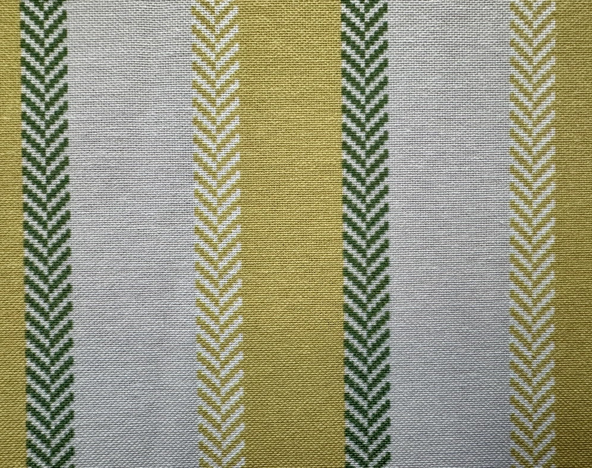 Tissu à rayures chevrons - Motif à chevrons crème pour décoration d'intérieur, tapisserie, rideaux, coussins, chemins de table - 280 cm extra large - Vendu au mètre - Moutarde