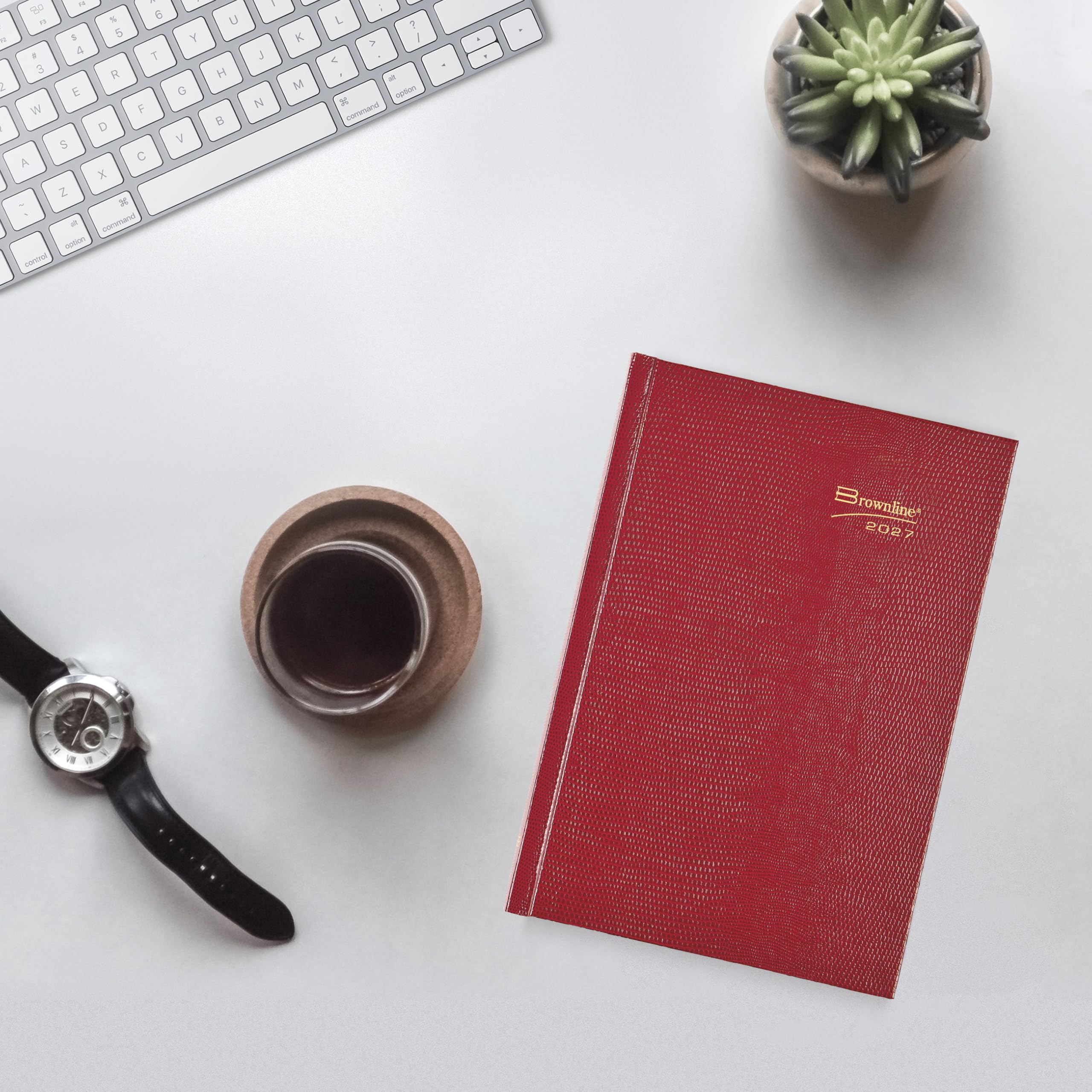 Brownline® - Agenda giornaliera/mensile tradizionale 2027, 12 mesi, da gennaio a dicembre, rilegatura perfetta, 21 x 14,6 cm, rosso brillante (CB389.RED)
