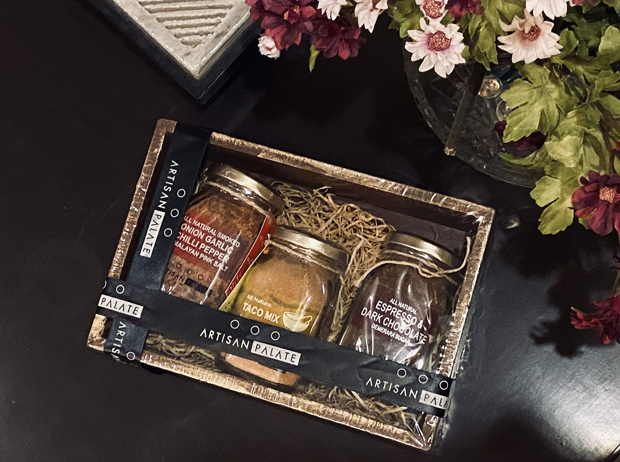 3 BOTTLE WOODEN TRAY - Image 2 thumbnail