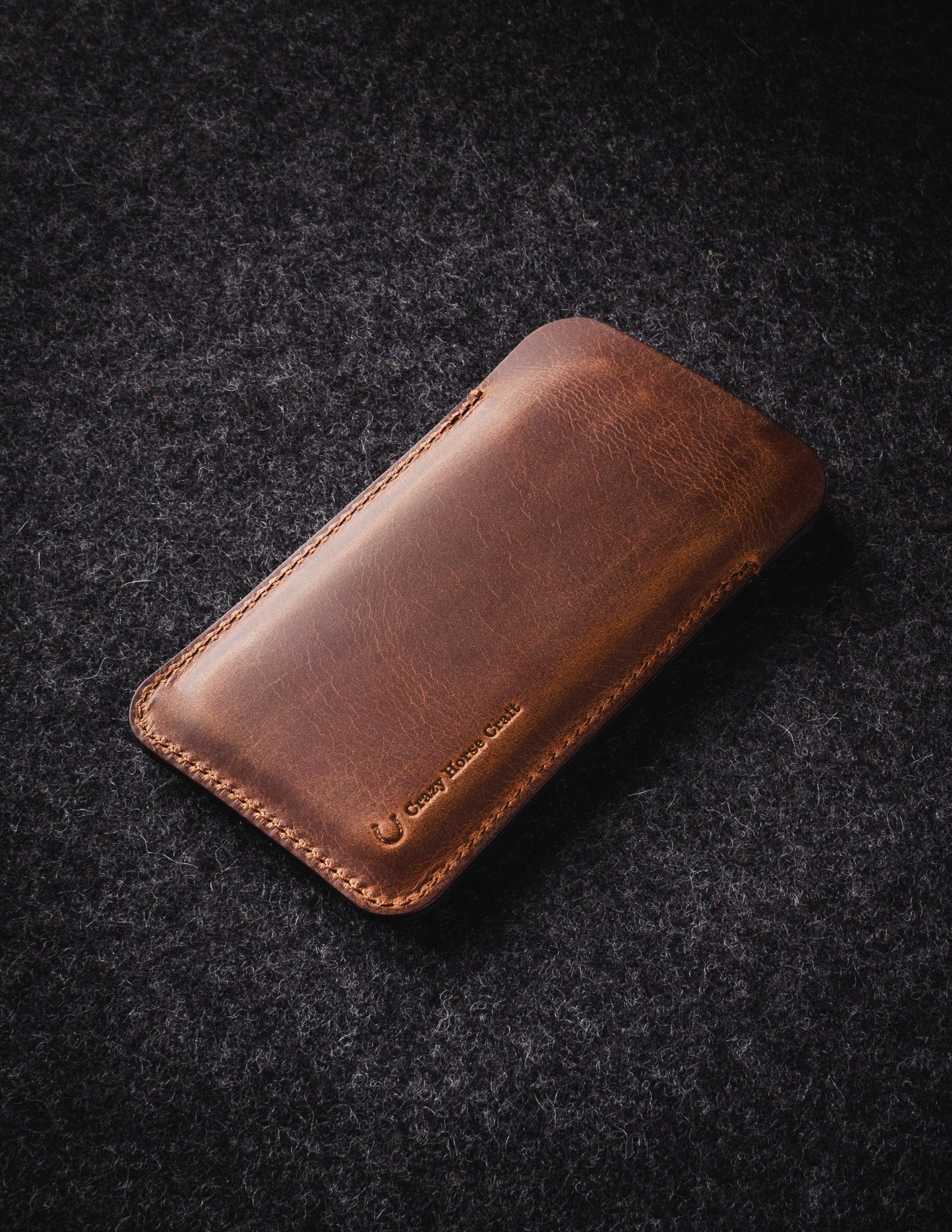 Crazy Horse Craft, Handyhülle für iPhone 17 Pro Max, Carbon Black, Handytasche, Leder Hülle, Handy Tasche Handysocken Etui Telefon Phone Case Leather Sleeve Cover, Enlarged