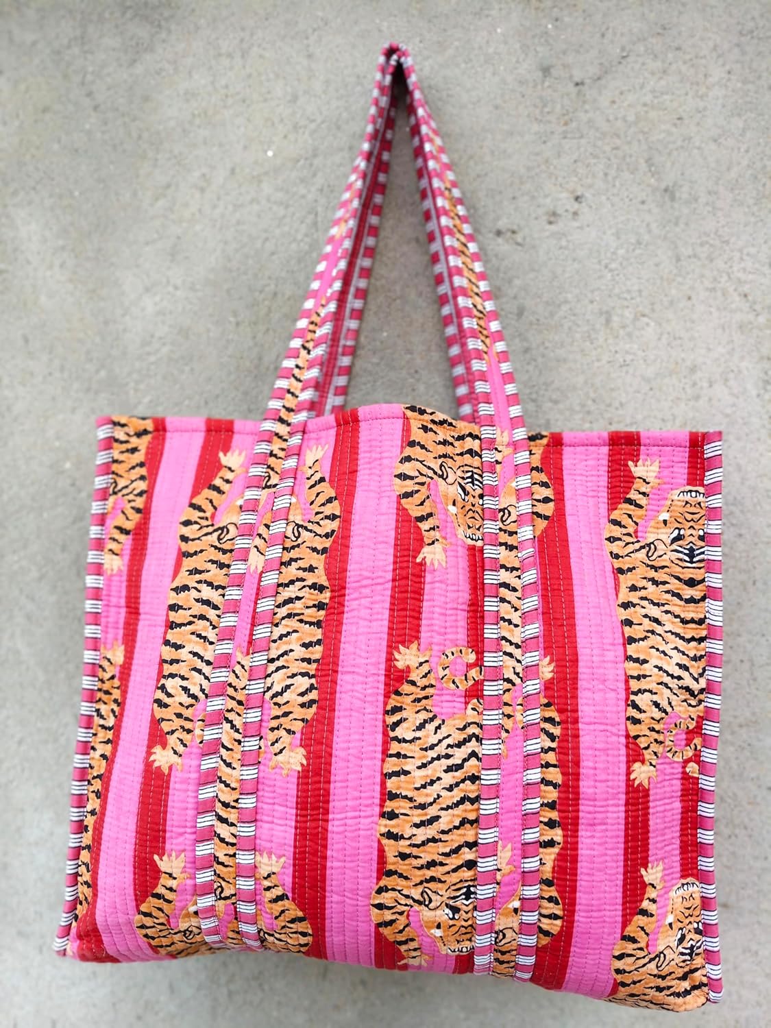 Quilted Tote Bag for Women, Lightweight Travel Bag Purse Cotton Shoulder Tote Bag For Beach Shopping Grocery