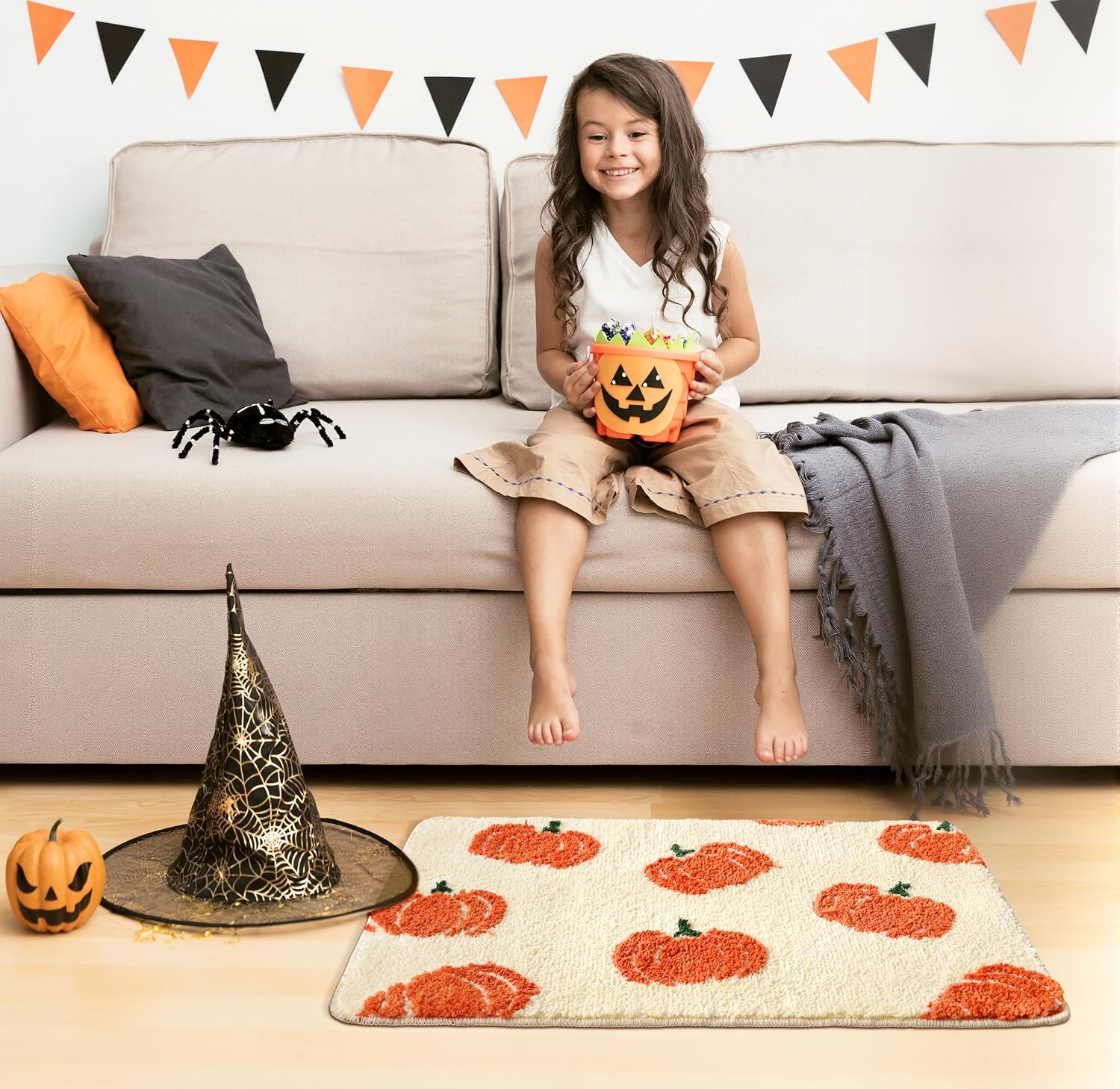 TRUEDAYS Fall Pumpkin Bathroom Rug, Tufted Bath Mat, 30 x 20 Inch | Aesthetic Pumpkin Pattern Design, Soft Tufted Surface, Non Slip TPR Backing, Water Absorbent, Fall & Thanksgiving Home Decor