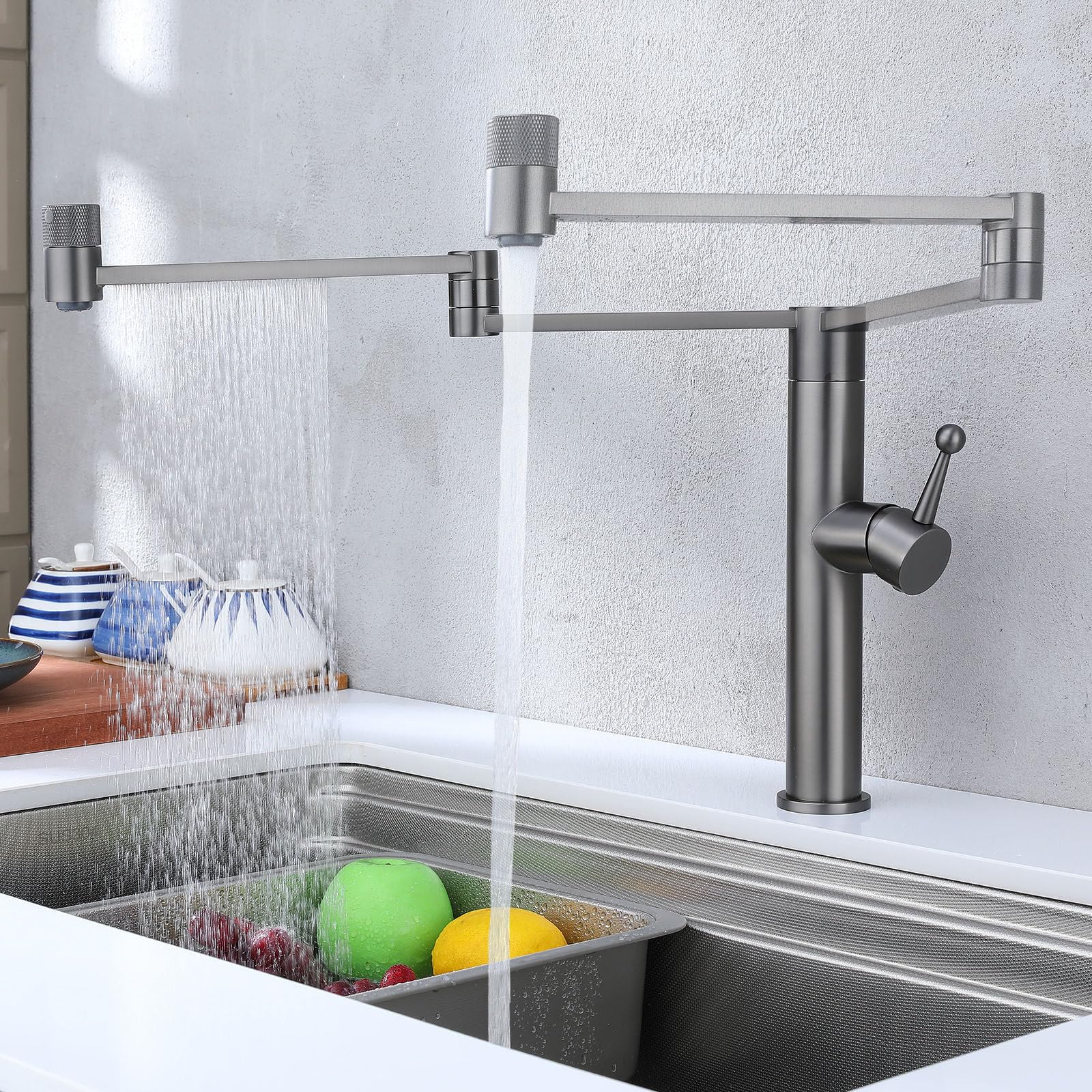 Robinet cuisine rabattable horizontalement pour ouverture de fenetre et evier