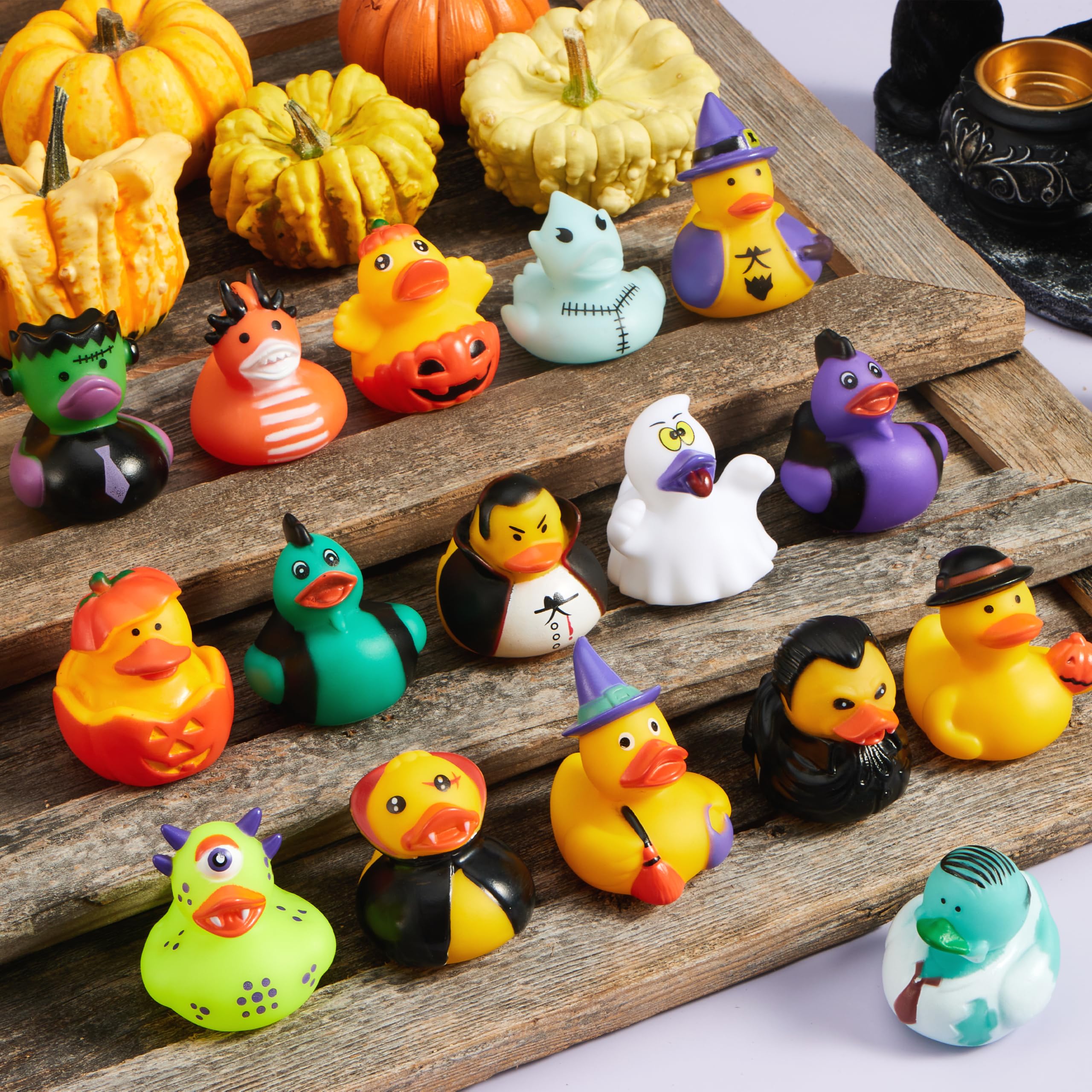 JOYIN 36 juguetes de baño de patos de goma para Halloween, para regalos de fiesta de Halloween, juguetes de baño para bebés, premios en el aula