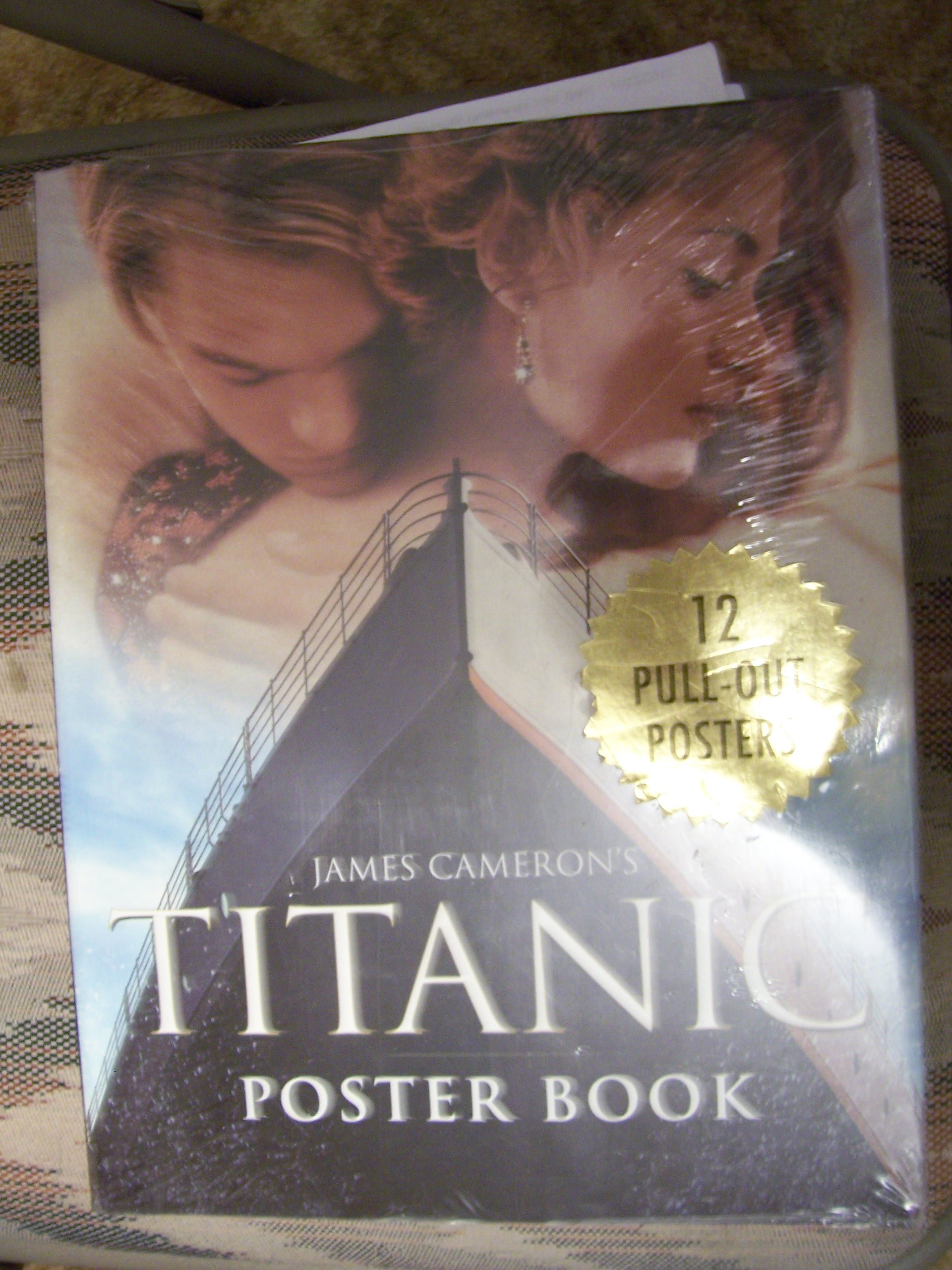 James Cameron's Titanic Poster Book | Amazon.com.br