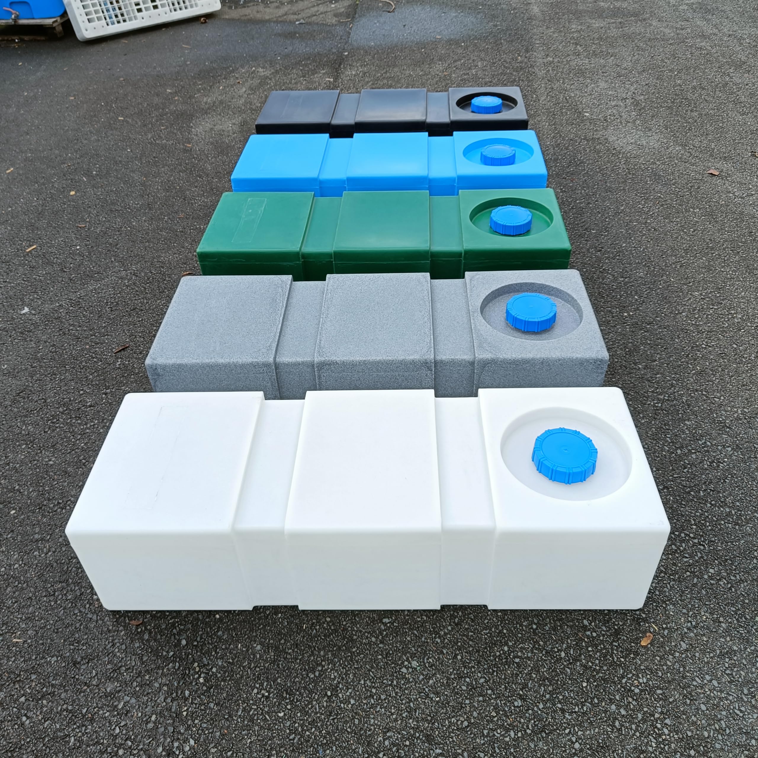 Varile Depósito de agua potable Neo de 120 l, resistente al transporte, apto para alimentos, para barcos, caravanas, remolques