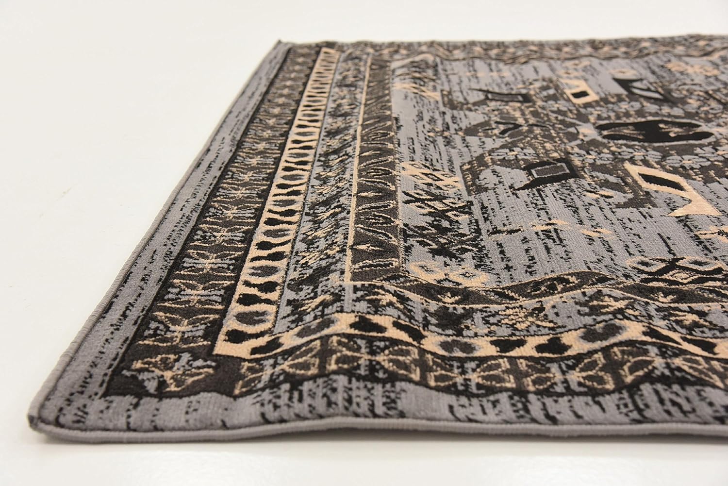 Contemporary Taftan Oasis 6' x 9' Gray Synthetic Area Rug