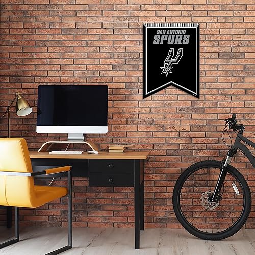 Miniatura 4 de Rico Industries Banderín de fieltro de balón de baloncesto NBA de 18 x 24 pulgadas