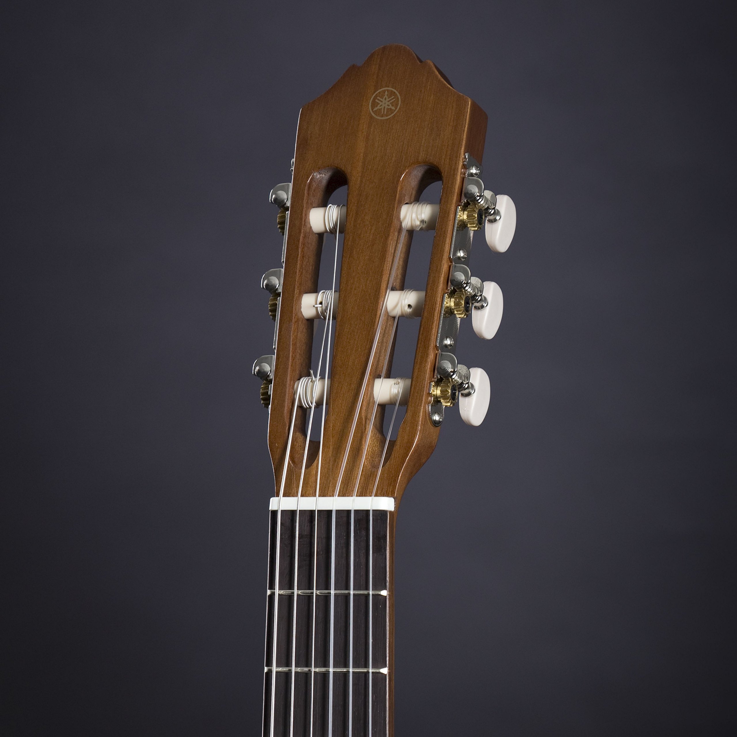 Yamaha CGS102AII Finition naturelle – Guitare d'étude pour jeunes débutants – Caisse compacte et facile à manipuler – Taille 1/2