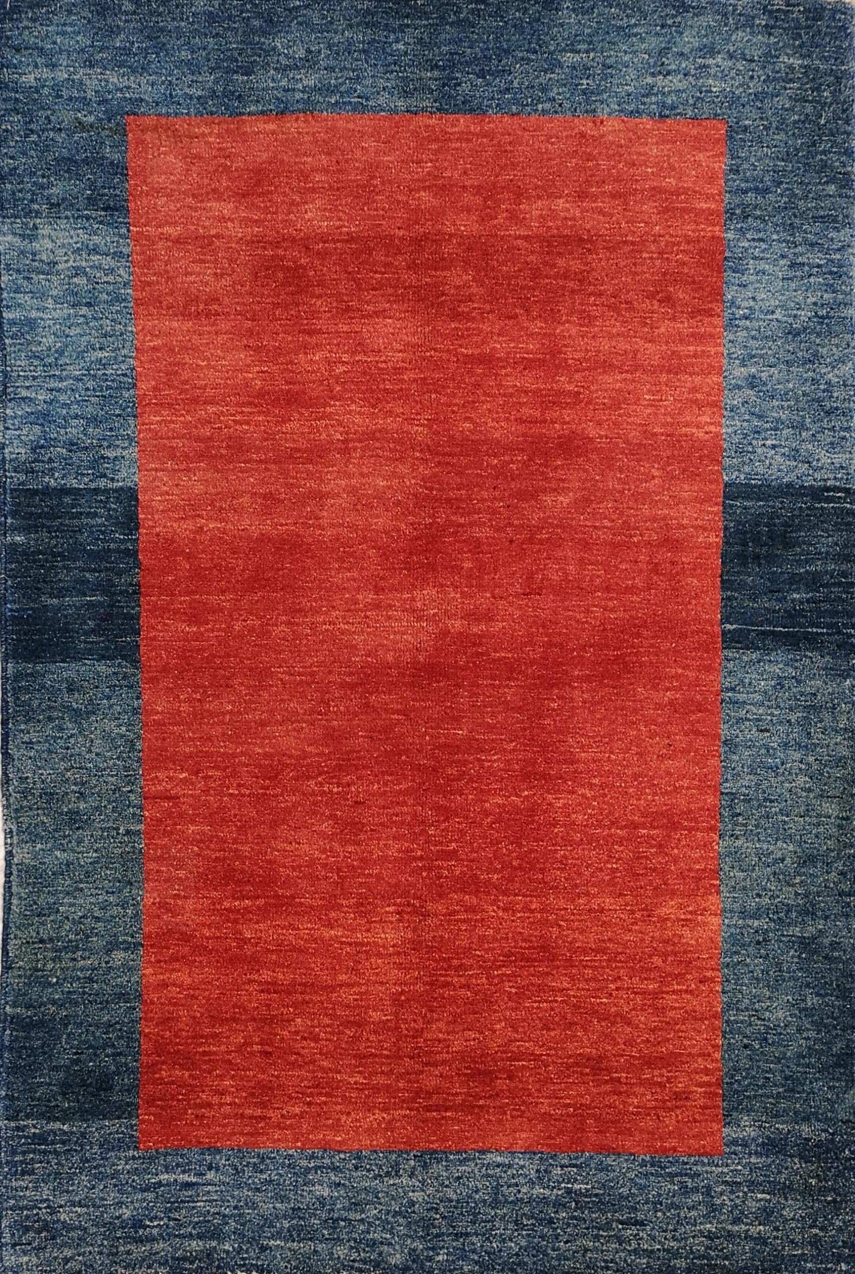 Tapis Gabbeh Sultanabad moderne orange et bleu idéal pour réveiller un salon