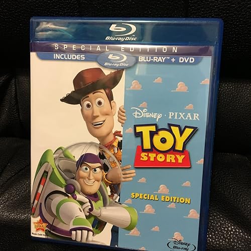Toy Story (Two-Disc Special Edition Blu-ray/DVD Combo in Blu-ray Packaging)