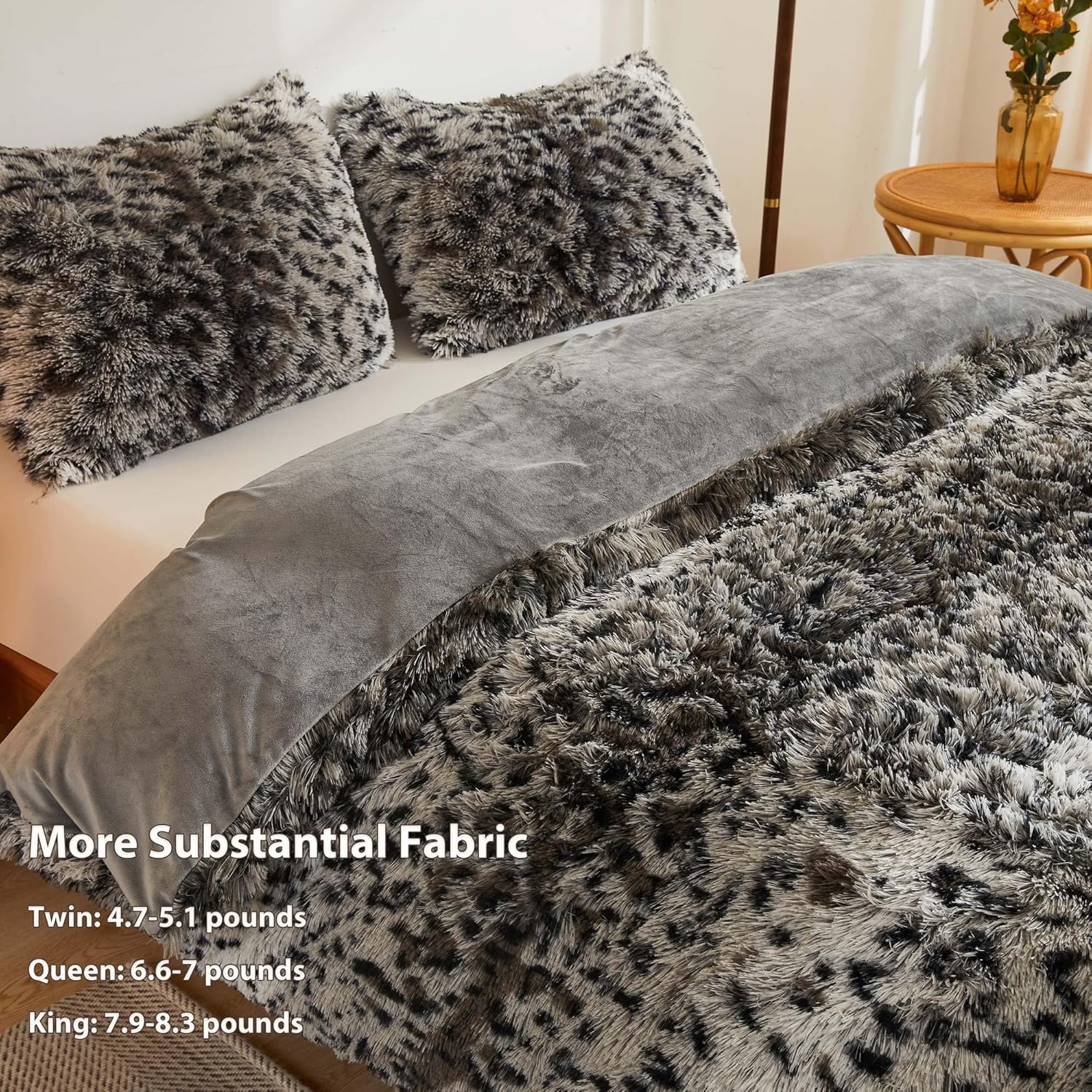 LIFEREVO Cheetah Print Faux Fur Duvet Cover Fluffy Bedding Set, 3 Pieces Soft Plush Fuzzy Comforter Cover Set(1 Shaggy Comforter Cover+2 Furry Pillowcases), Zipper Closure(King, Leopard Print Grey)