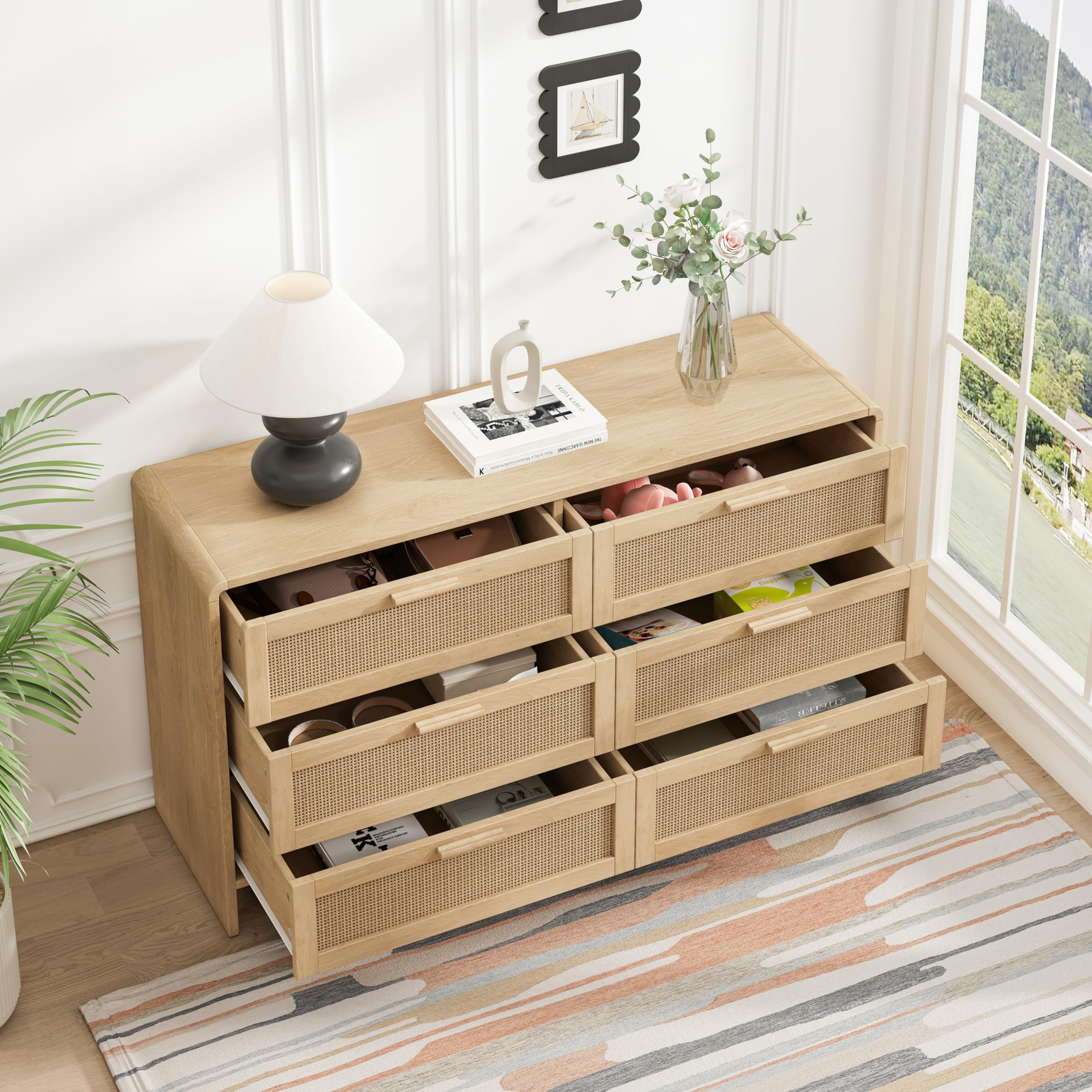 Muskel Elegante cómoda de ratán de 130 cm con 6 cajones, diseño curvado para esquinas pequeñas, crea espacio de almacenamiento decorativo para salón, dormitorio o pasillo