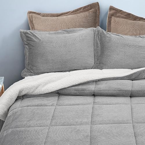 Miniatura 5 de TILLYOU Juego de edredón tamaño King, juego de edredón de franela catiónica gris, juego de cama de lana de cordero suave de 3 piezas con 2 fundas de