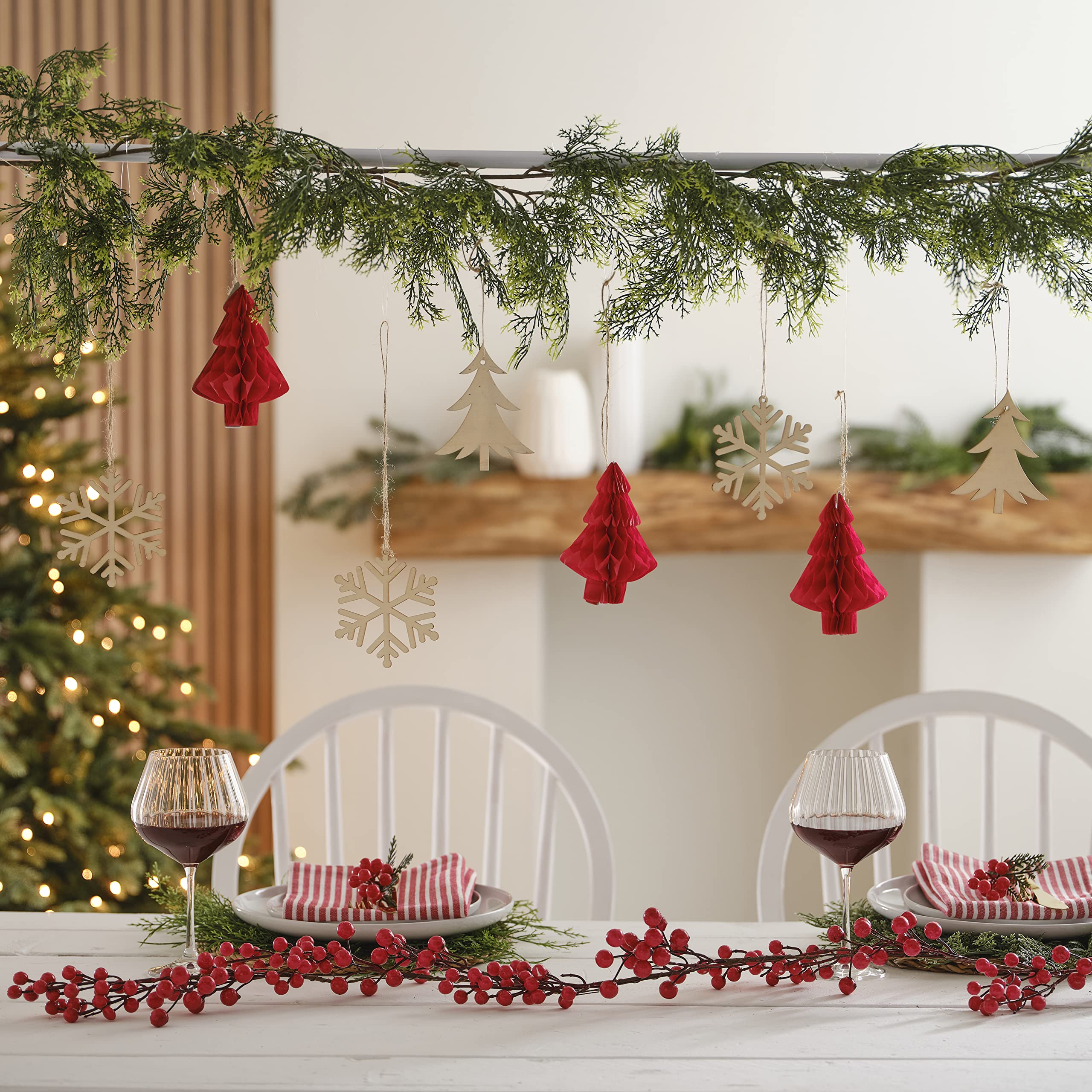 Ginger Ray Tree Foliage and Red Honeycomb Hanging Christmas Decorations Set of 10, RUS-107