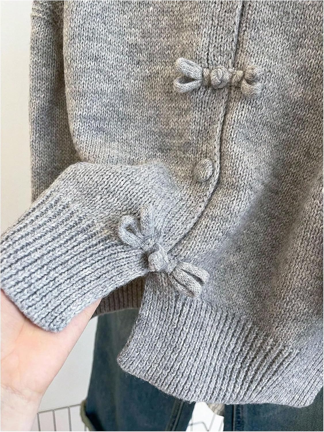 Verdusa Women's Button Front Sweater Vest Old Money Sleeveless Knitted Tops - Image 2