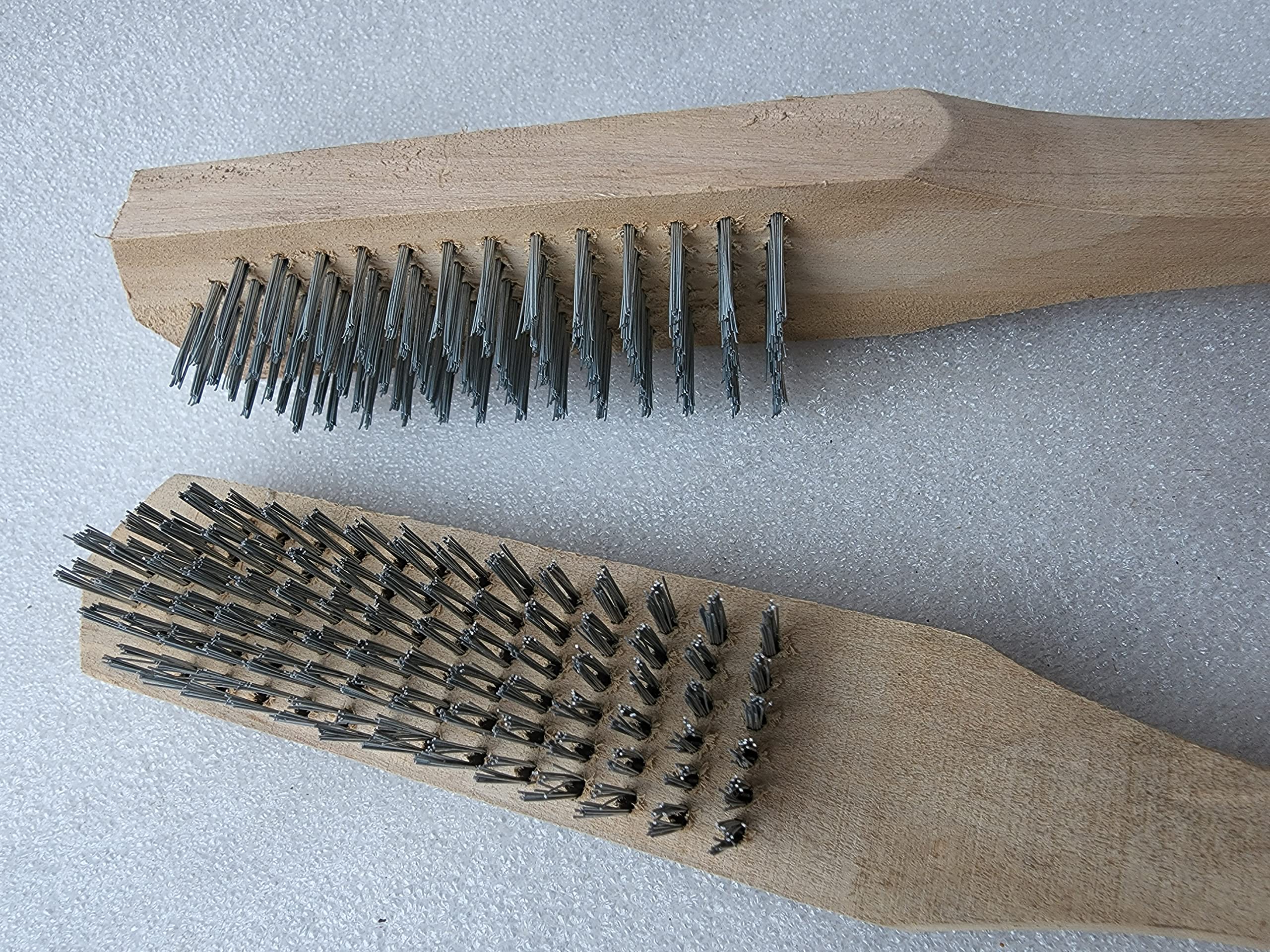 FTE Cleaning Metal Wire Brush (Size 29x5x4 cm) A Set of 2 Pieces 1