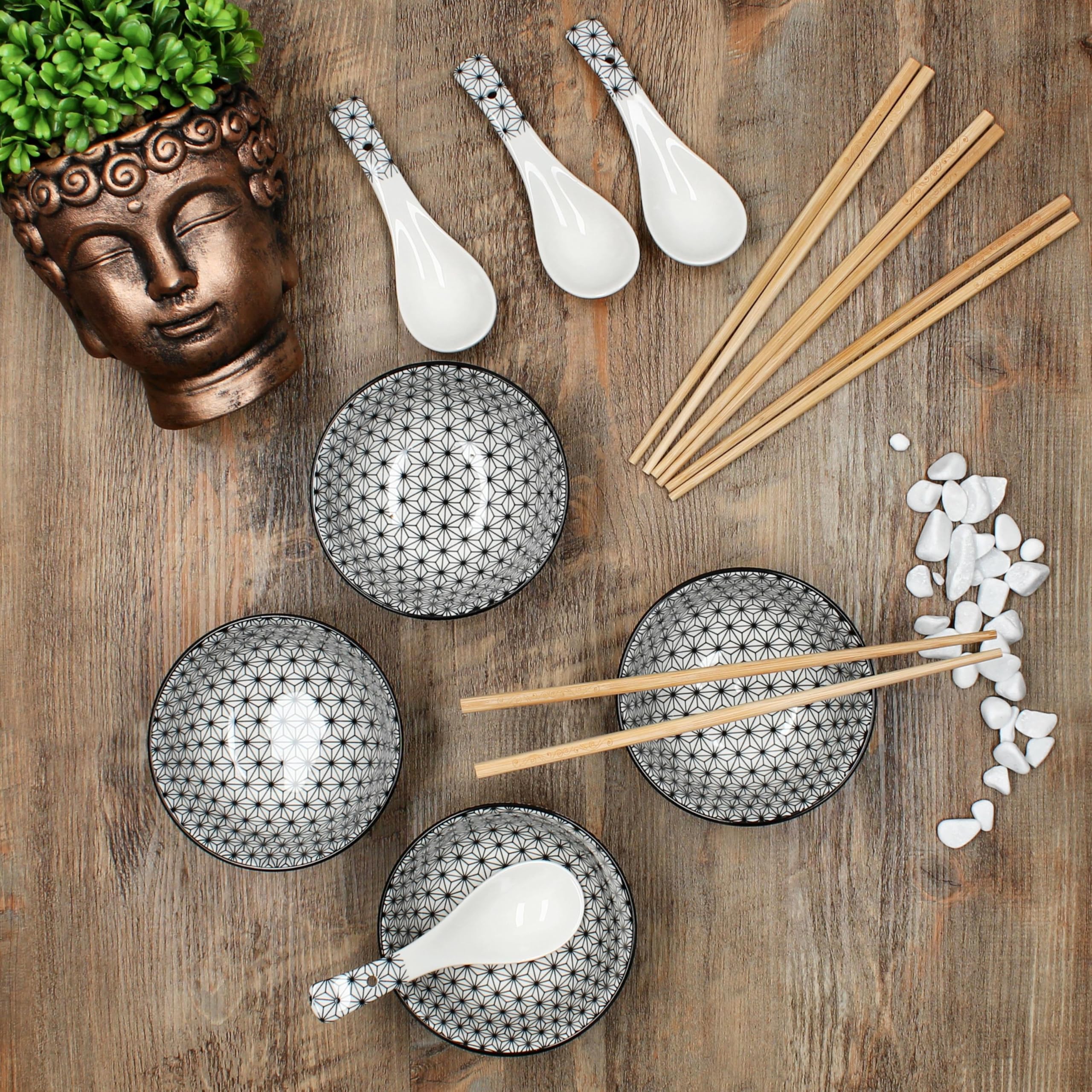 MamboCat Sushi Set für 4 Personen I asiatisches Geschirr Set aus Keramik & Bambus I schwarz weiß I je 4x Schale 230ml, Löffel & Stäbchen I für Sushi, Ramen & Suppen I Reis-Bowl