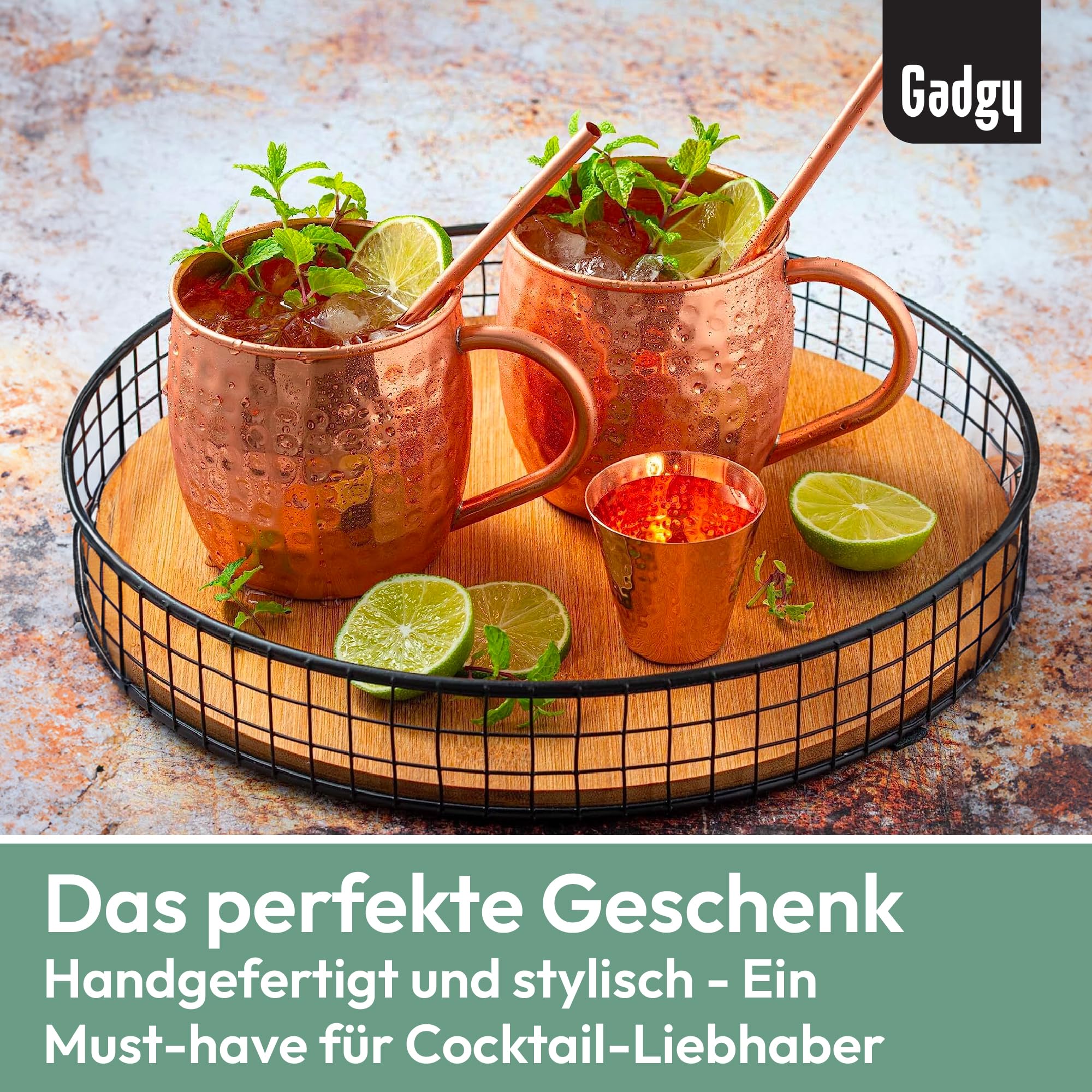 Gadgy Moscow Mule Becher Set – 4 Kupferbecher handgemacht – Cocktailbecher Set mit 4 Strohhalmen & Barmaß – 100% Kupfer – Geschenkset für Cocktail Liebhaber