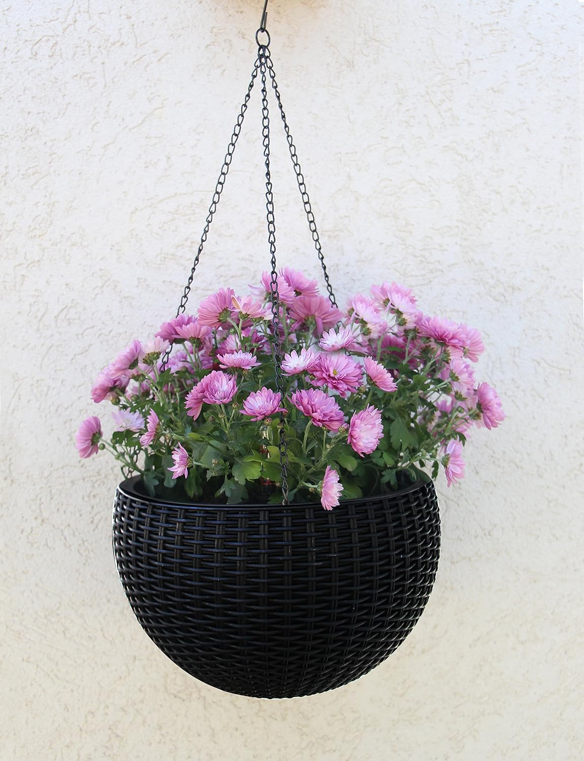 TABOR TOOLS Self-Watering Hanging Planter for Indoor-Outdoor. Wicker-Design, 10 Inch Diameter Plastic Weave Basket with Water Level Indicator Gauge. TB709A. (Black)