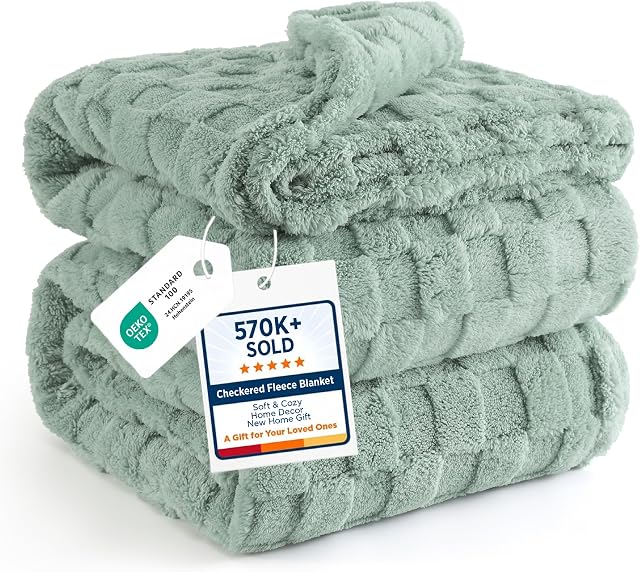 Bedsure GentleSoft King Size Blanket for Bed - Super Soft Cozy Blankets, Large Oversized King Fuzzy Fleece Spring Throw for Bedroom Decor, Sage Green,108x90 Inches