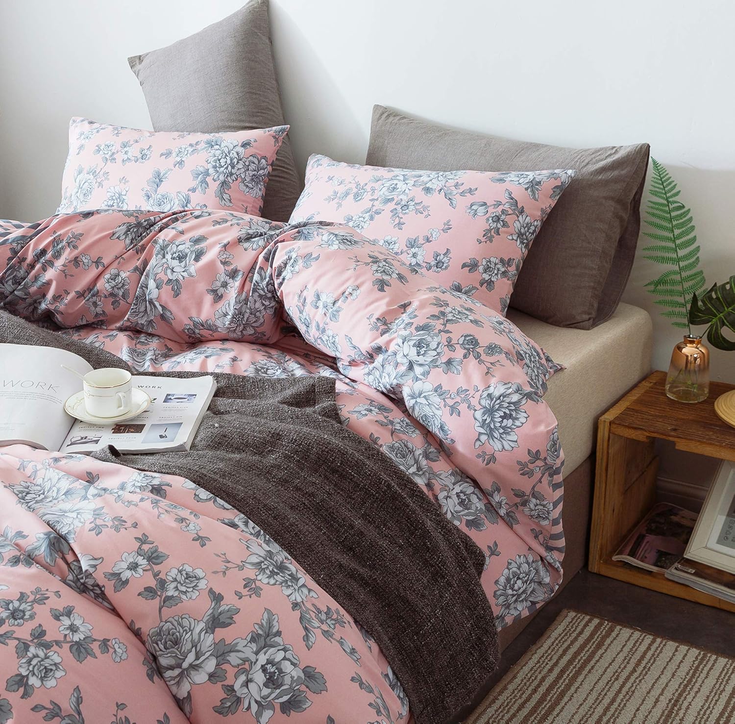 3-Piece Cotton Duvet Cover Set. 100% Cotton Percale Fabric. Real Reversible Design. Pre-Washed Printed Fabrics. Soft and Easy Care. Modern Farmhouse Style. (Pink, Queen Set)