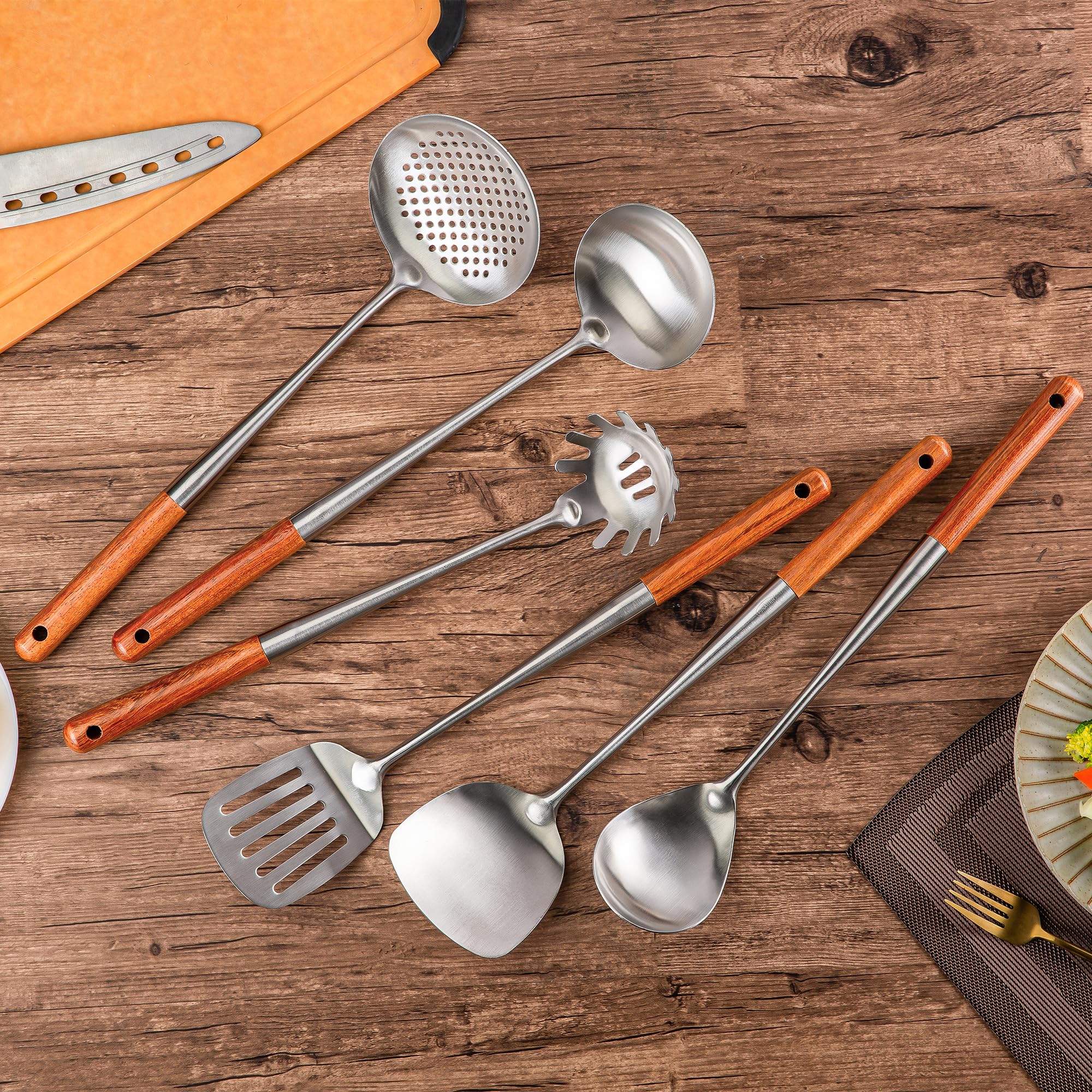 FJNATINH Set di 6 utensili da cucina in acciaio inox 304, con manico in legno da 43,2 cm, spatola wok, mestolo, schiumarola, cucchiaio per pasta, cucchiaio grande, spatola scanalata Tunner