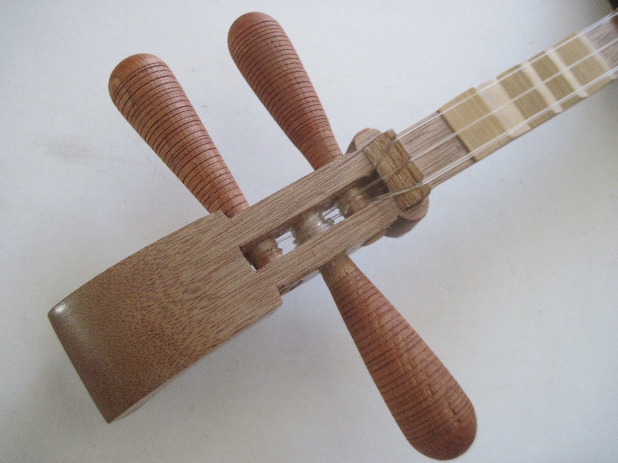 Chinese Moon Guitar (Yueqin or Yueiqin) 100% Hand-Crafted w. 3 Strings Folklore Guitar instrument Southern Regions China/Taiwan - Image 6