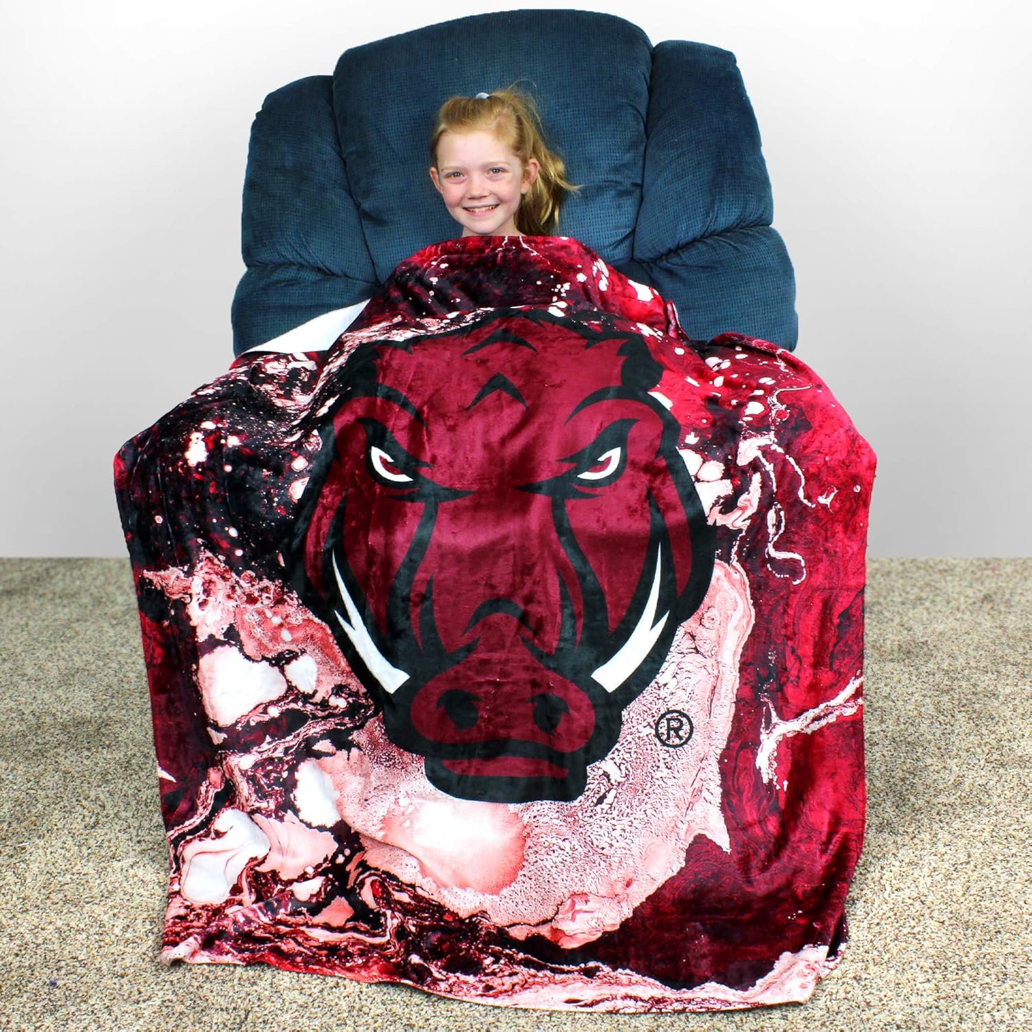 College Covers Everything Comfy Arkansas Razorbacks Color Swept Soft Throw Blanket, 42" x 60"
