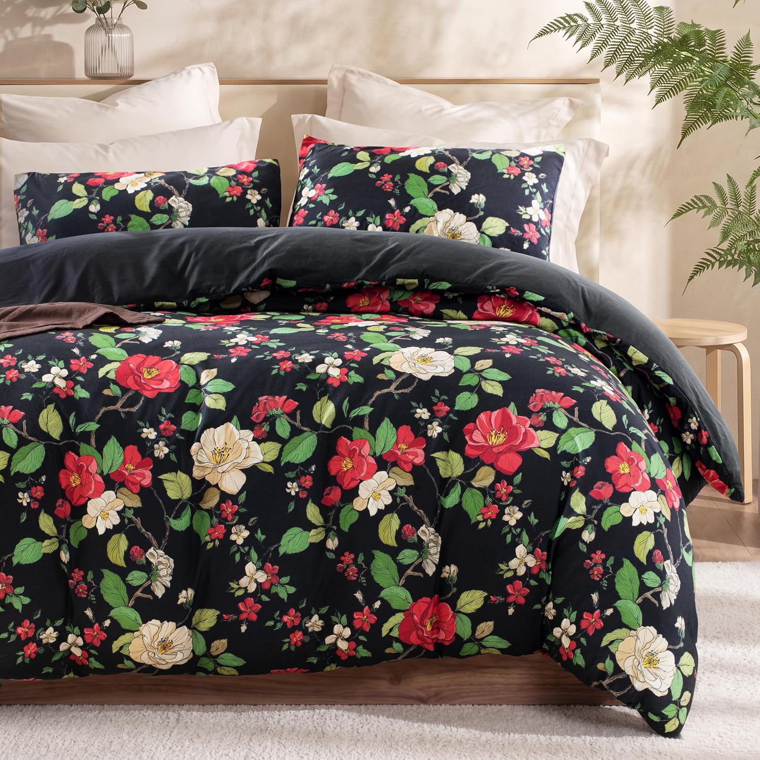 Exclusivo Mezcla Lightweight Reversible Queen Comforter Set Floral, 3 Piece