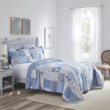 Laura Ashley Twin Quilt Set, Soft Cotton Bedding with Matching Sham, Reversible Patchwork Paisley Design, Floral Room Decor, Lightweight for Year-Round Layering (Blue)
